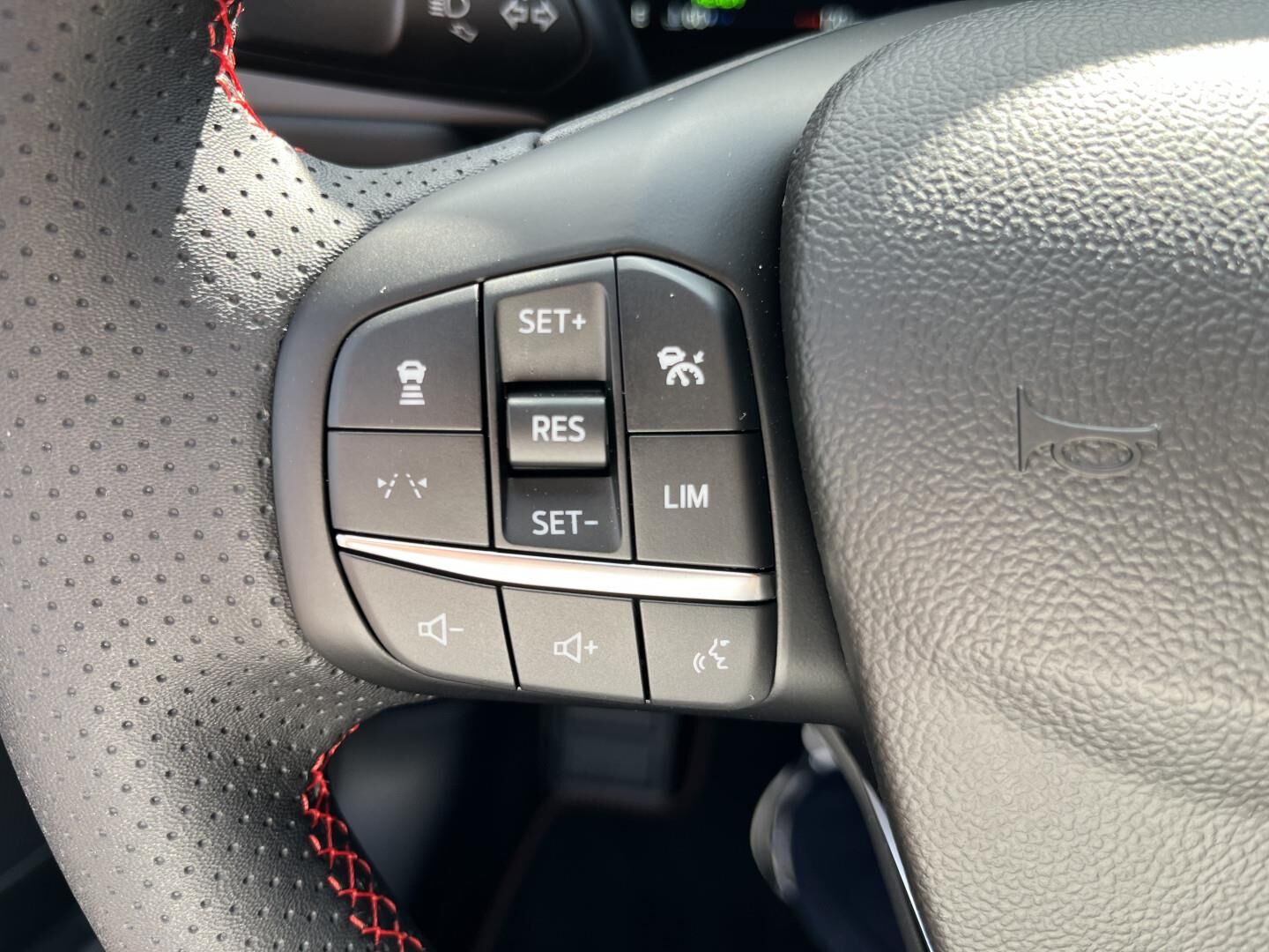 Billede af Ford Kuga 2,5 Plugin-hybrid ST-Line X CVT 243HK 5d Aut.