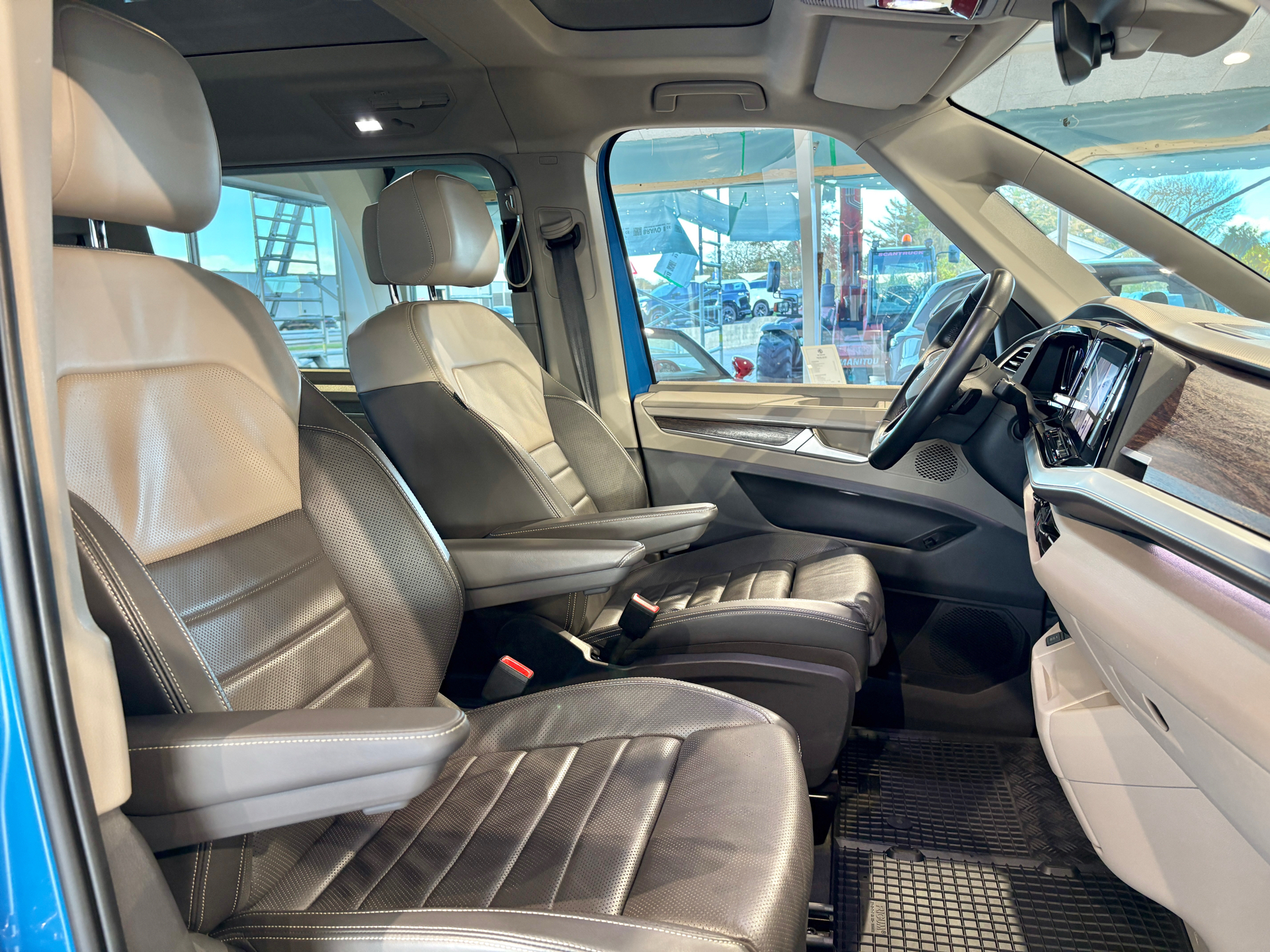 Billede af VW Multivan Kort 1,4 TSI  Plugin-hybrid Energetic DSG 218HK 6g Aut.