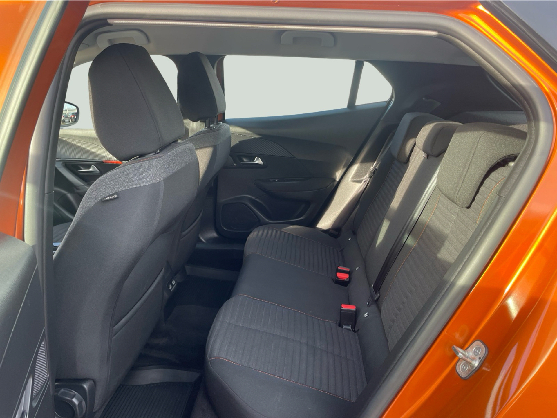 Billede af Peugeot e-2008 EL GT 136HK 5d Aut.