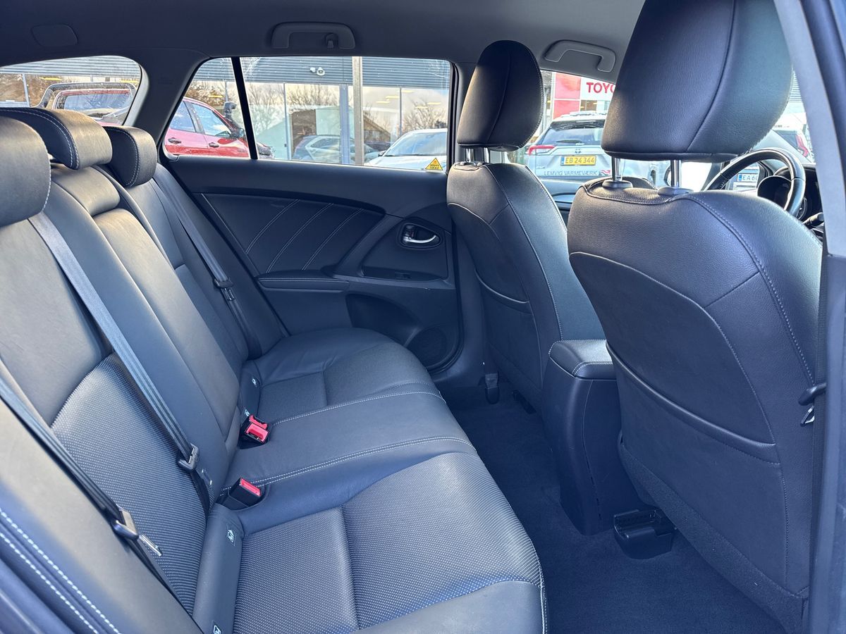 Billede af Toyota Avensis Touring Sports 1,8 VVT-I T2 Selected Multidrive S 147HK Stc 6g Aut.