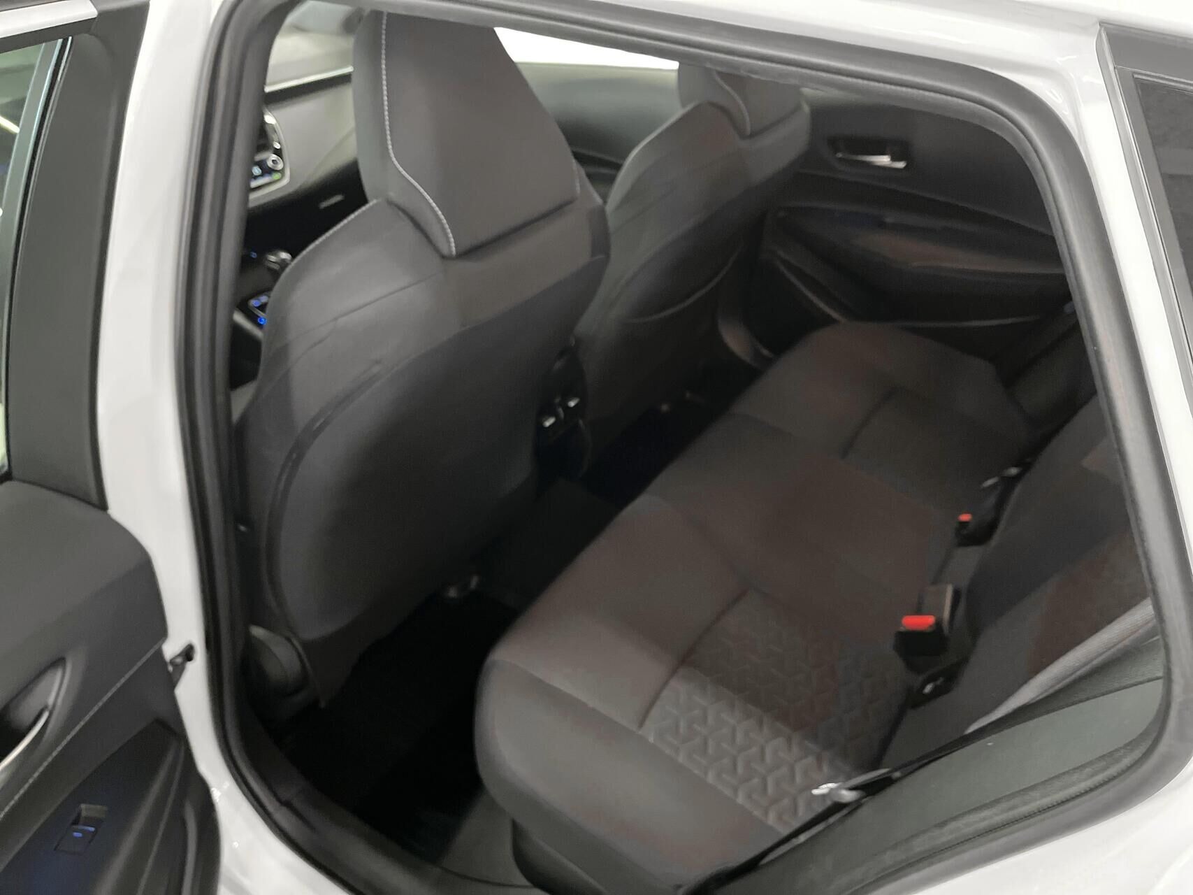 Billede af Toyota Corolla Touring Sports 1,8 Hybrid H3 Smart E-CVT 122HK Stc Trinl. Gear