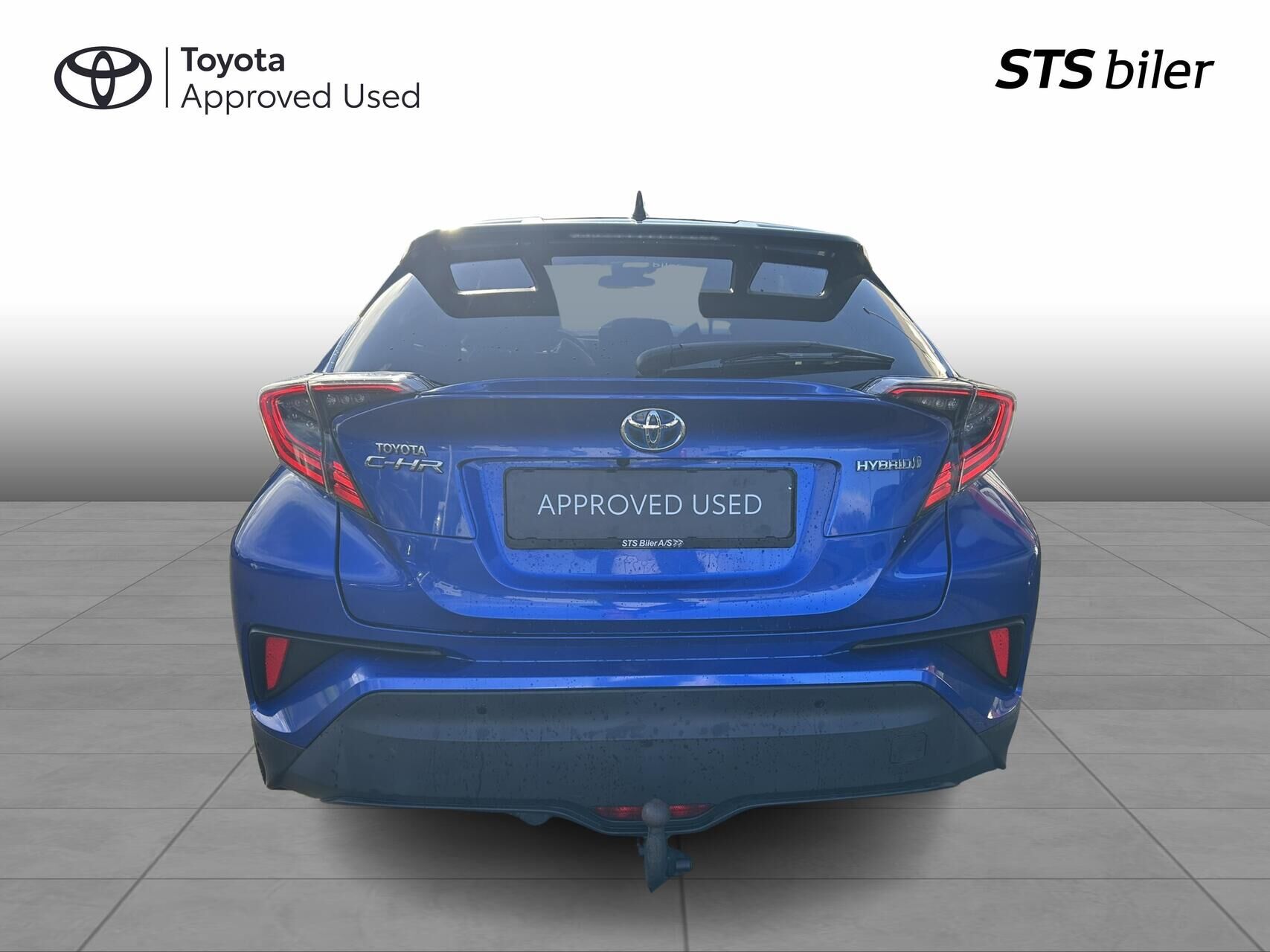 Billede af Toyota C-HR 1,8 Hybrid C-LUB Premium Selected Bi-tone Multidrive S 122HK 5d Aut.