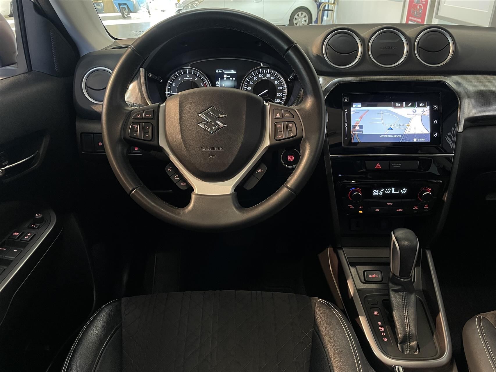 Billede af Suzuki Vitara 1,4 Boosterjet  Mild hybrid Adventure 129HK 5d 6g Aut.