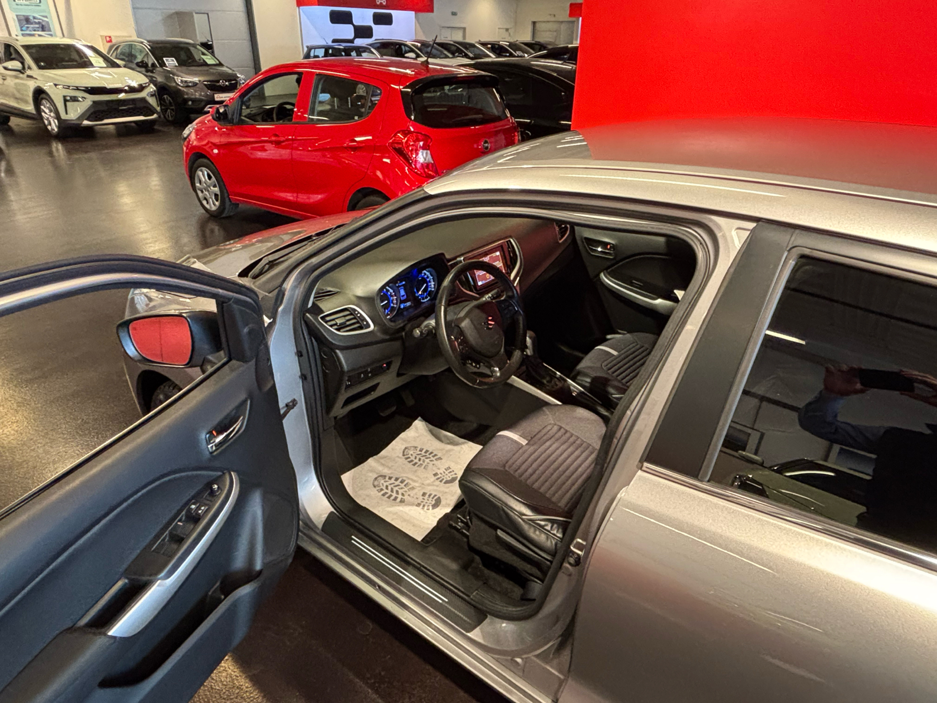 Billede af Suzuki Baleno 1,2 Dualjet Exclusive CVT 90HK 5d Aut.