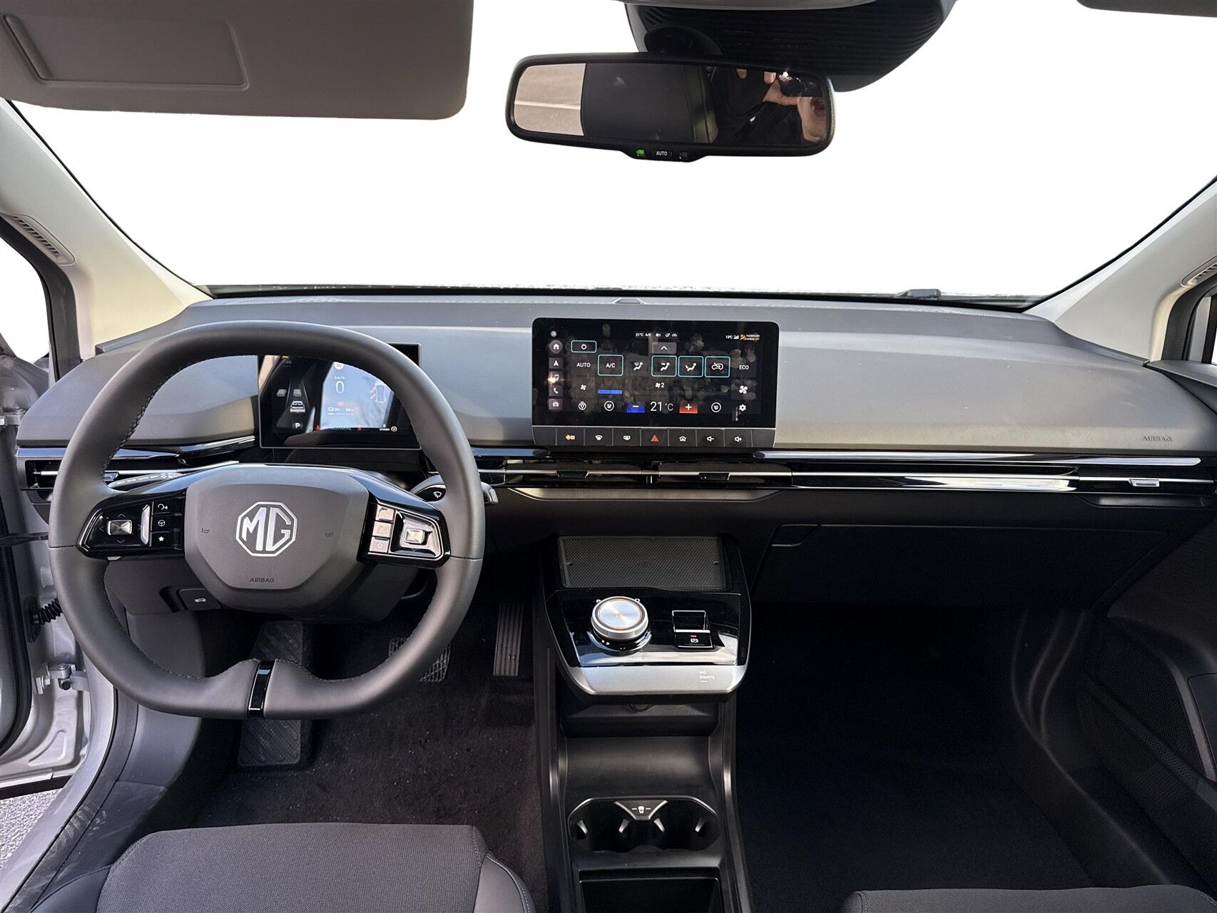 Billede af MG MG4 Electric EL Luxury Long Range 204HK 5d Aut.