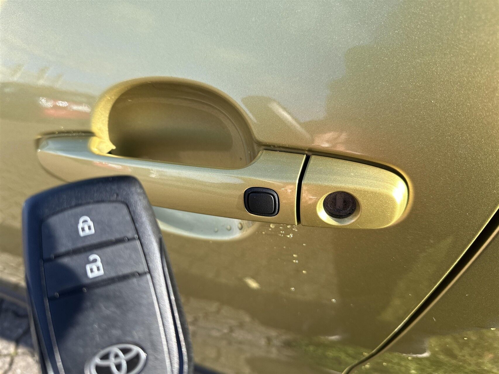 Billede af Toyota Aygo X 1,0 VVT-I Pulse Edition Design 72HK 5d Aut.