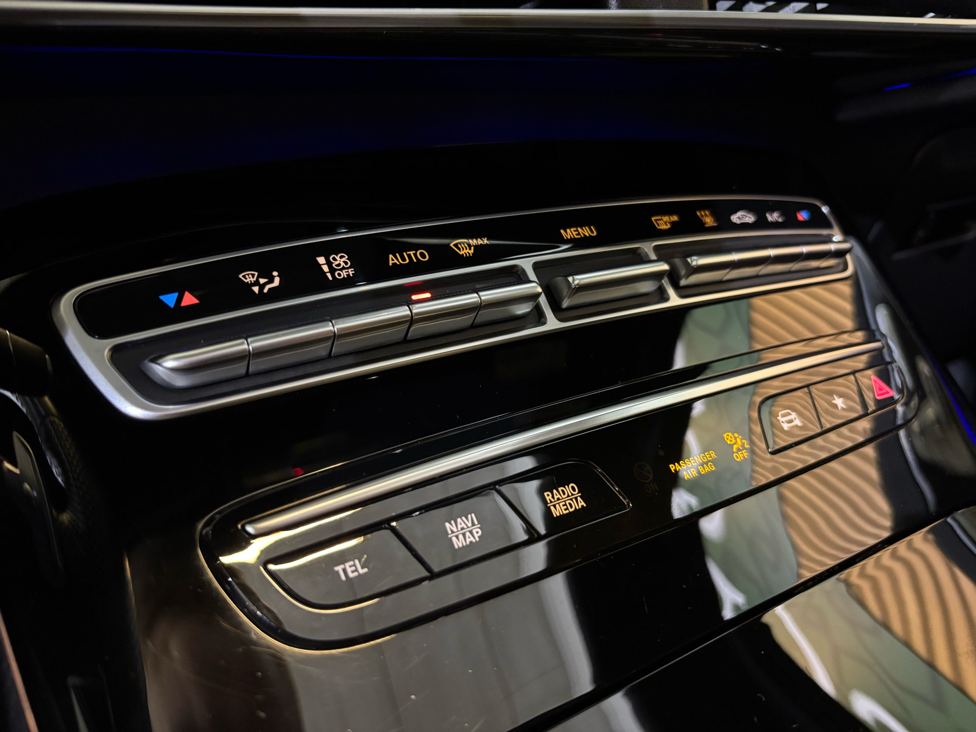 Billede af Mercedes-Benz EQC 400 EL 4Matic 408HK 5d Aut.