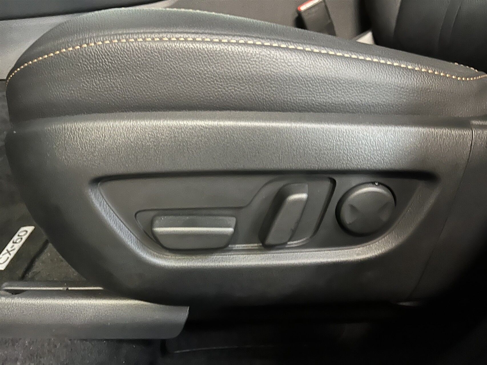 Billede af Mazda CX-60 2,5 e-Skyactiv  Plugin-hybrid Homura AWD 327HK 5d 8g Aut.