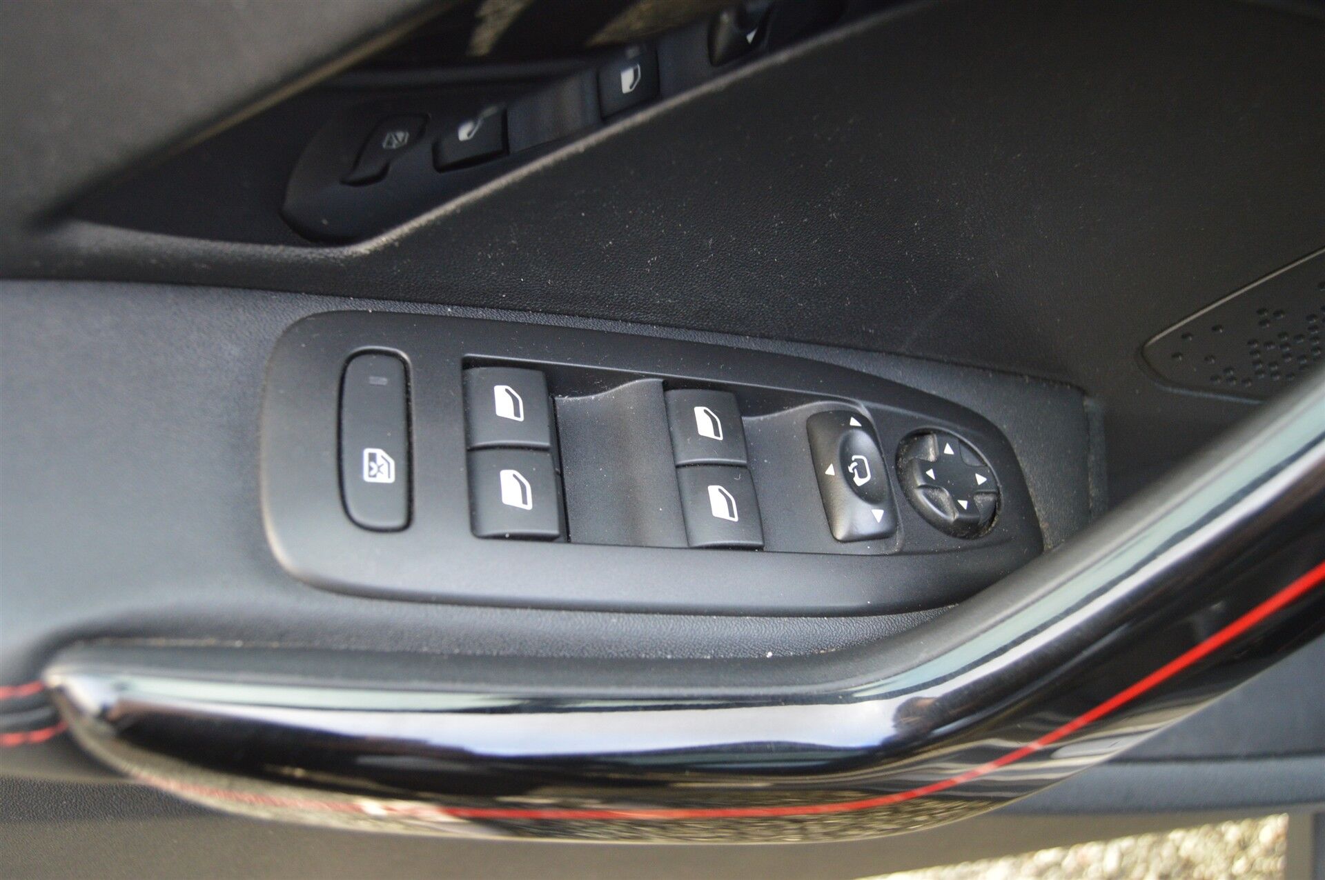 Billede af Peugeot 2008 1,5 BlueHDi GT Line Sky EAT6 120HK 5d 6g Aut.