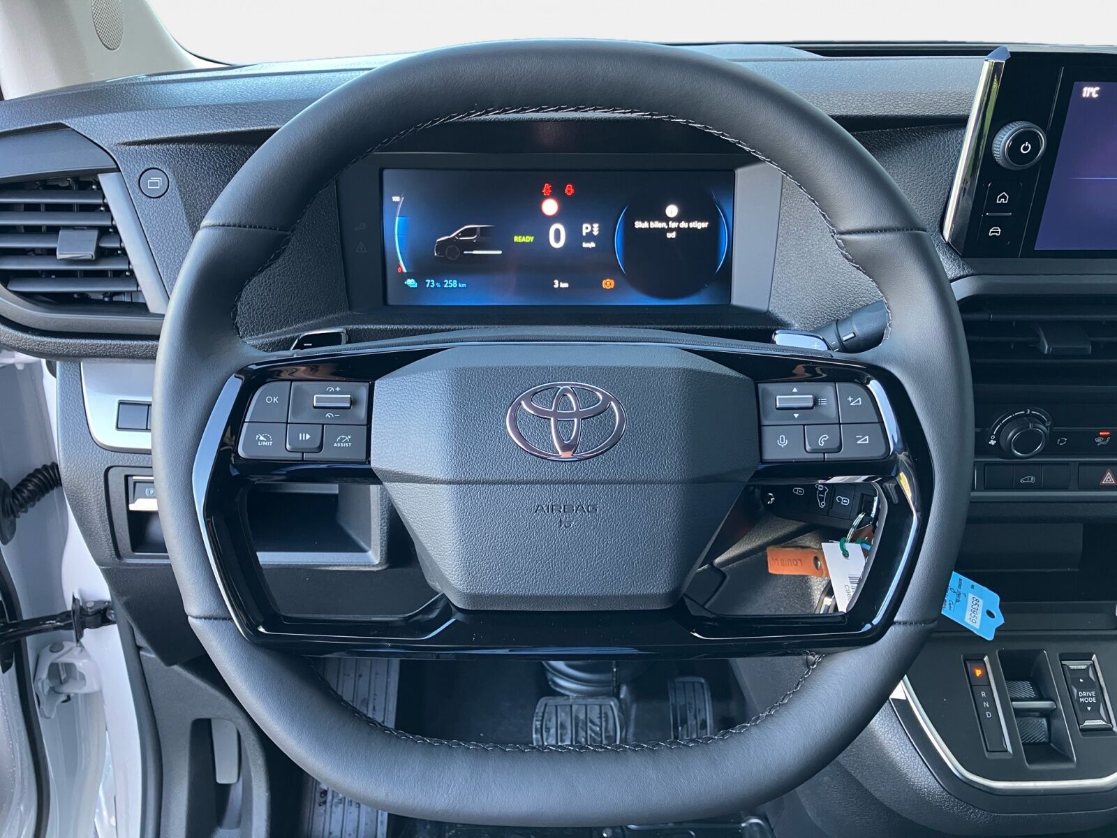 Billede af Toyota Proace Electric Long EL Comfort Master m/ 2 Skydedøre 136HK Van Aut.