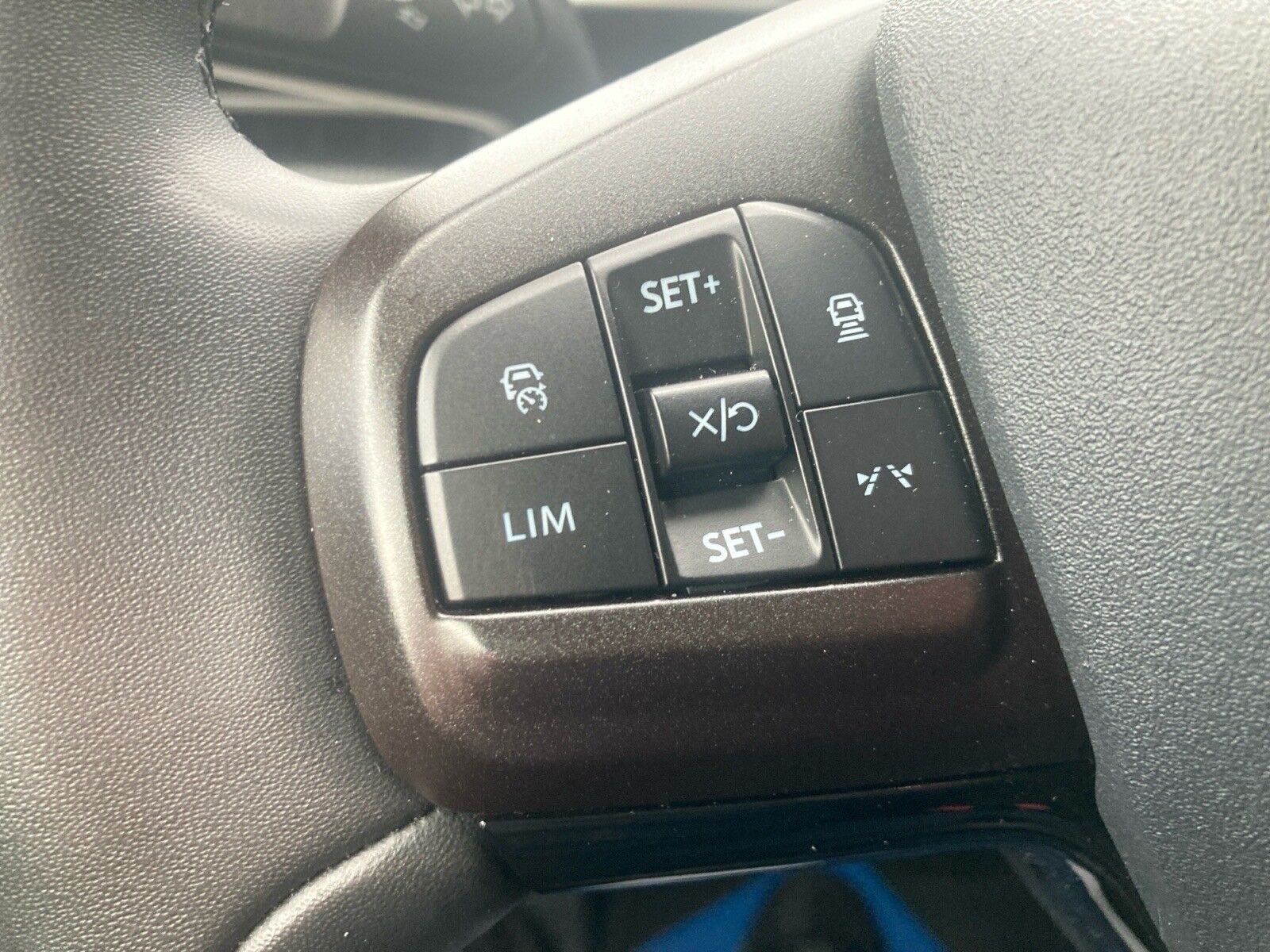 Billede af Ford Mustang Mach-E EL SR 269HK 5d Aut.