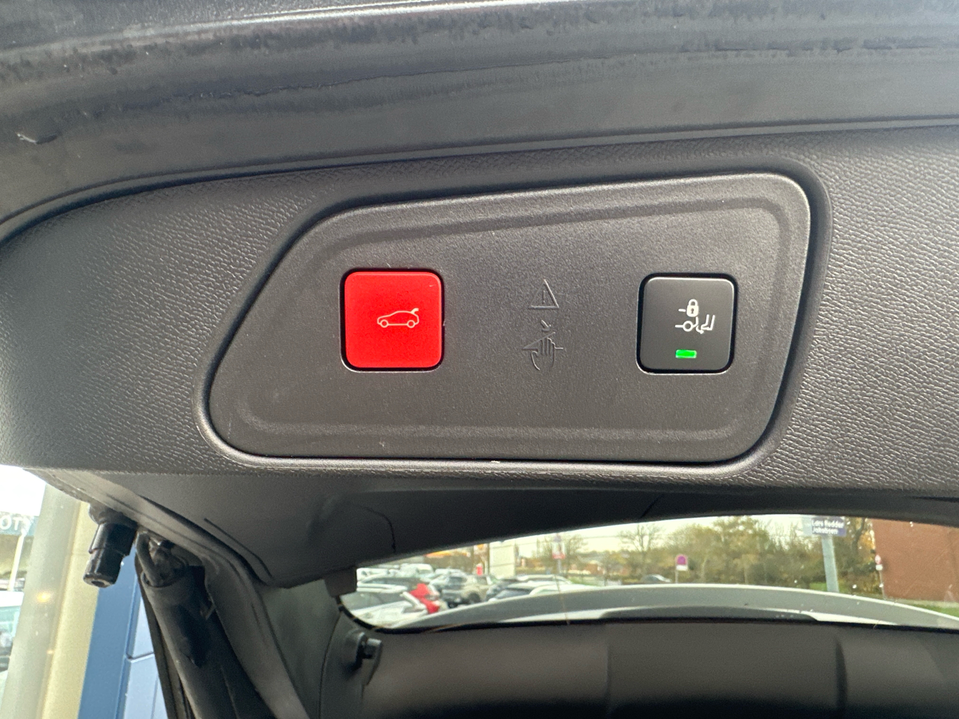 Billede af Peugeot 3008 1,6 PureTech  Plugin-hybrid Allure Pack EAT8 225HK 5d 8g Aut.