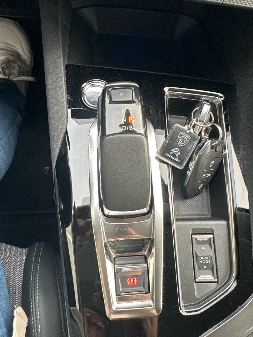 Billede af Peugeot 3008 1,6 PureTech  Plugin-hybrid Allure Pack EAT8 225HK 5d 8g Aut.