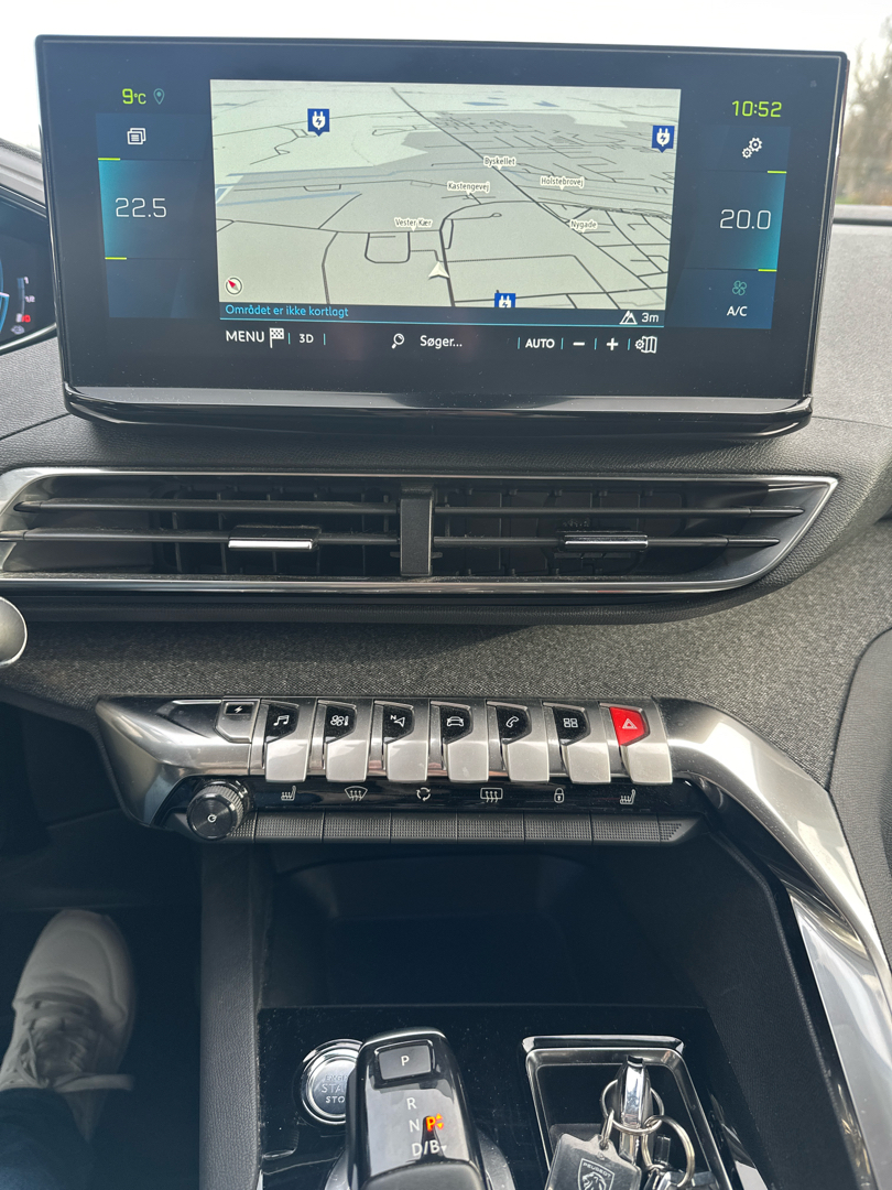 Billede af Peugeot 3008 1,6 PureTech  Plugin-hybrid Allure Pack EAT8 225HK 5d 8g Aut.