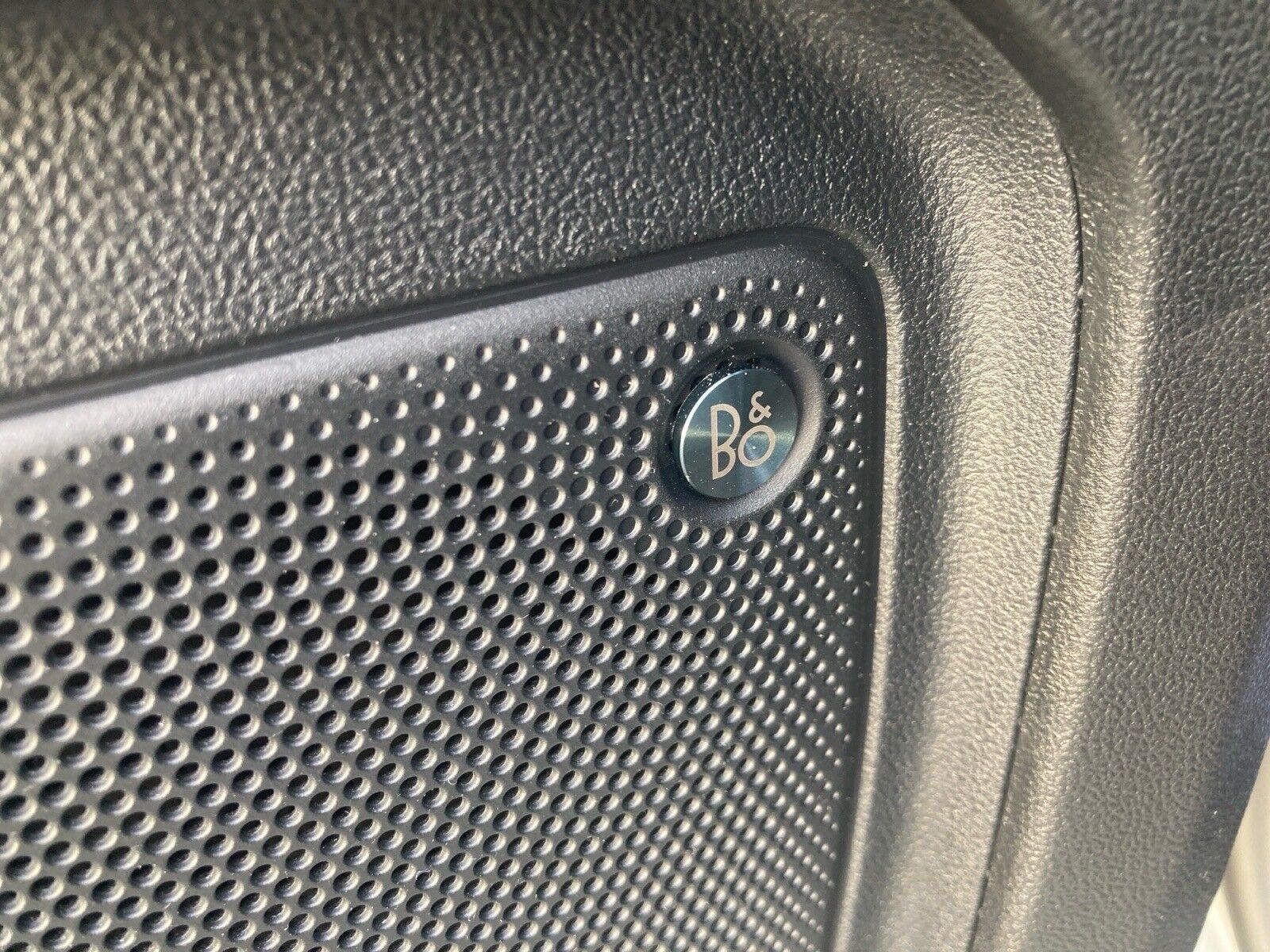 Billede af Ford Kuga 2,5 Plugin-hybrid ST-Line X CVT 225HK 5d Trinl. Gear