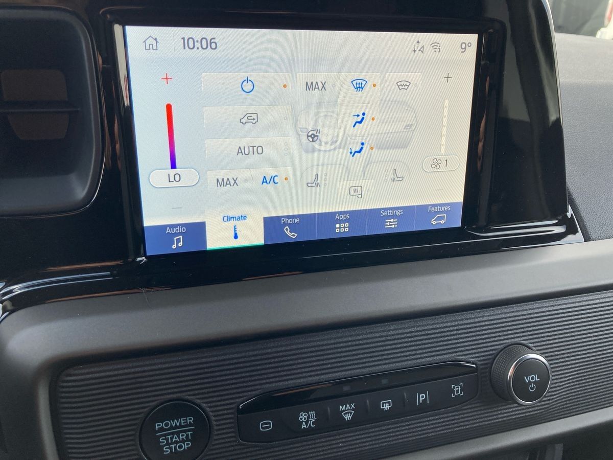 Billede af Ford Transit Courier 1,0 EcoBoost Limited DCT 125HK Van 7g Aut.