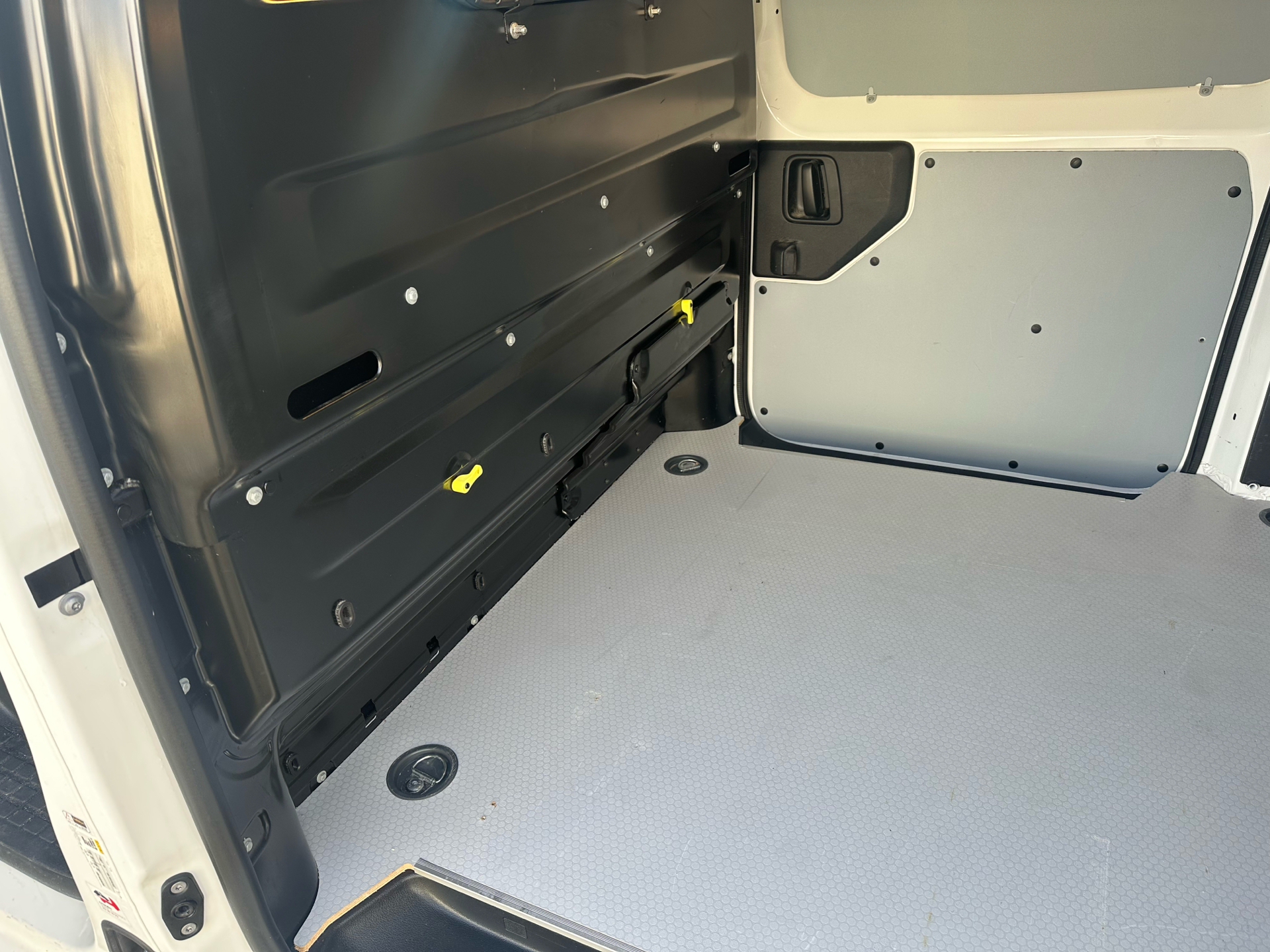 Billede af Citroën Jumpy L3 2,0 Blue HDi Masterline EAT8 180HK Van 8g Aut.