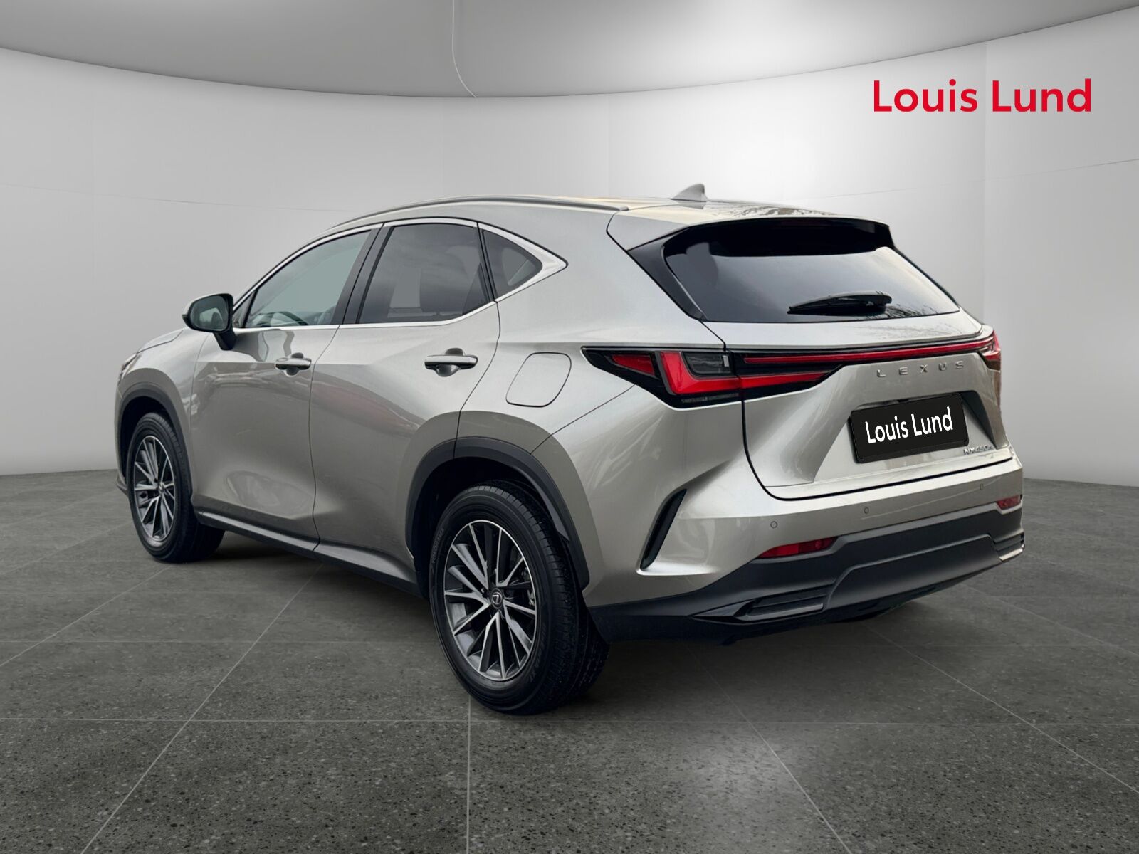 Billede af Lexus NX 450h+ 2,5 Plugin-hybrid Business Plus 4WD 309HK 5d Trinl. Gear