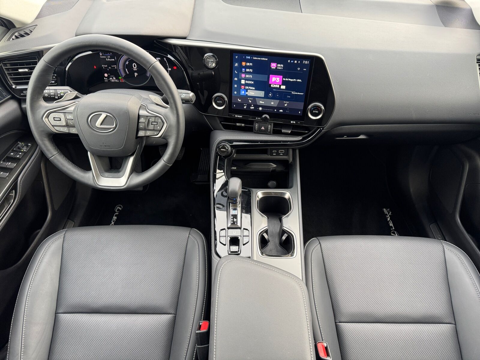 Billede af Lexus NX 450h+ 2,5 Plugin-hybrid Business Plus 4WD 309HK 5d Trinl. Gear