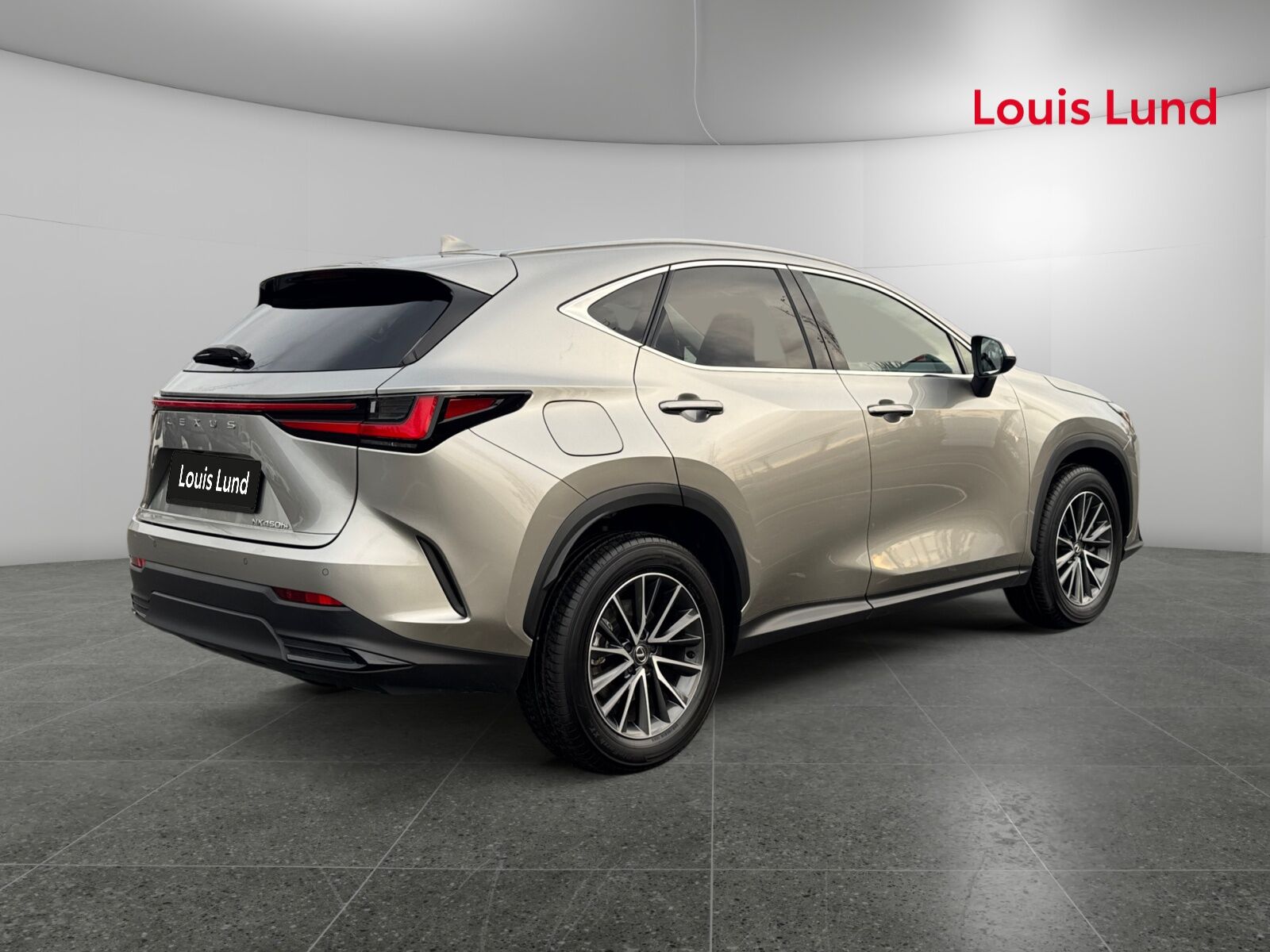 Billede af Lexus NX 450h+ 2,5 Plugin-hybrid Business Plus 4WD 309HK 5d Trinl. Gear