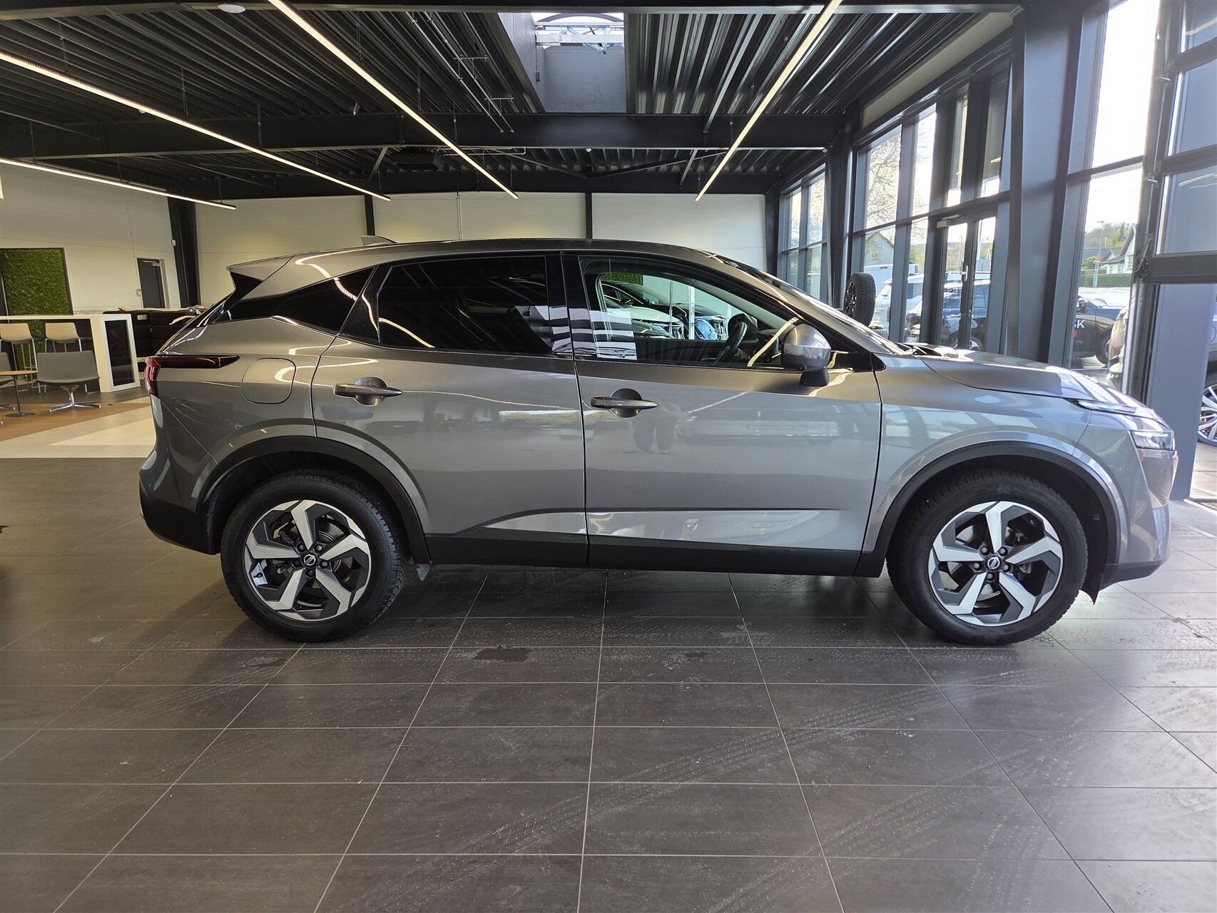 Billede af Nissan Qashqai 1,3 MHEV  Mild hybrid N-Connecta X-Tronic 158HK 5d 7g Aut.