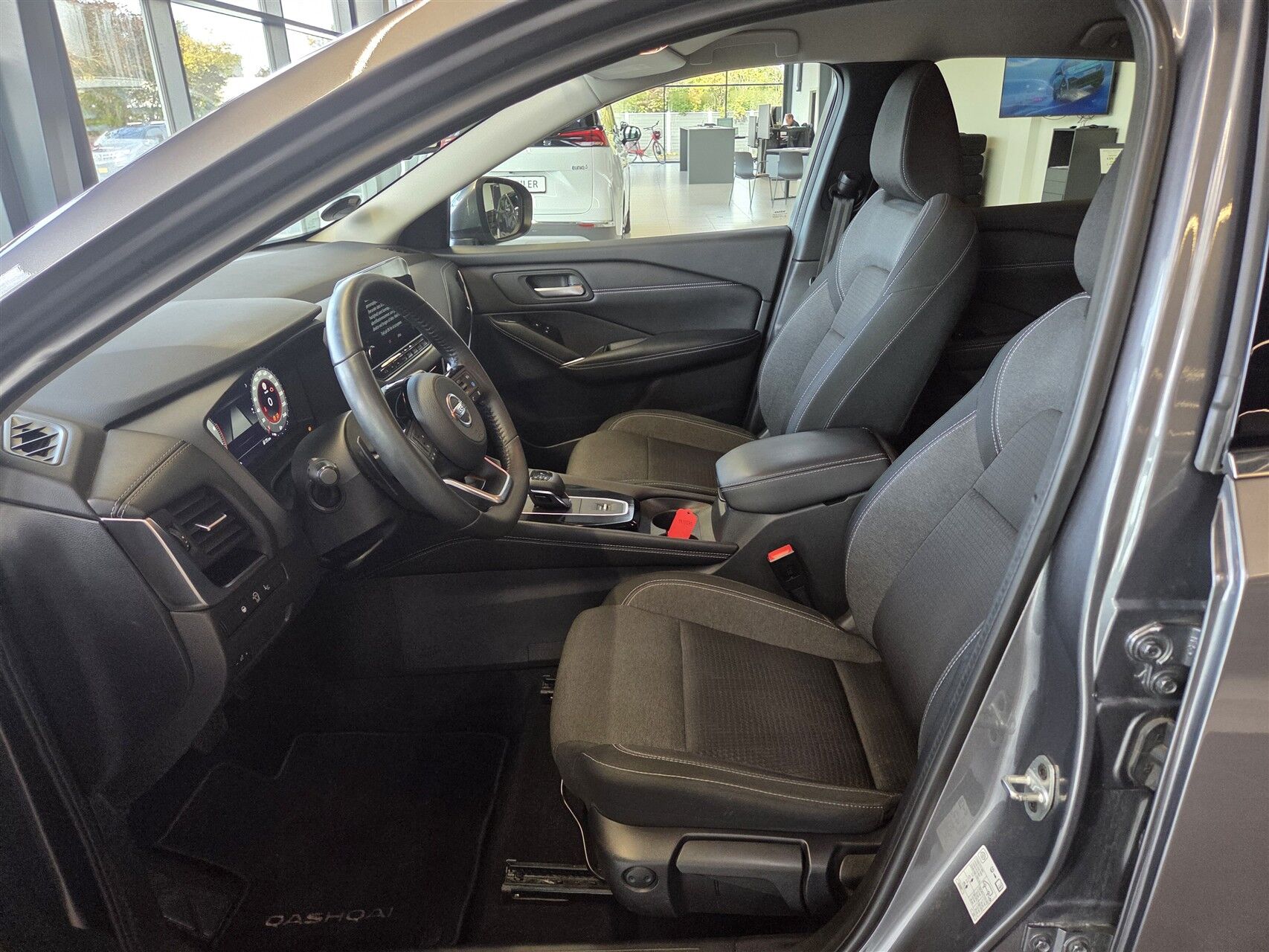 Billede af Nissan Qashqai 1,3 MHEV  Mild hybrid N-Connecta X-Tronic 158HK 5d 7g Aut.