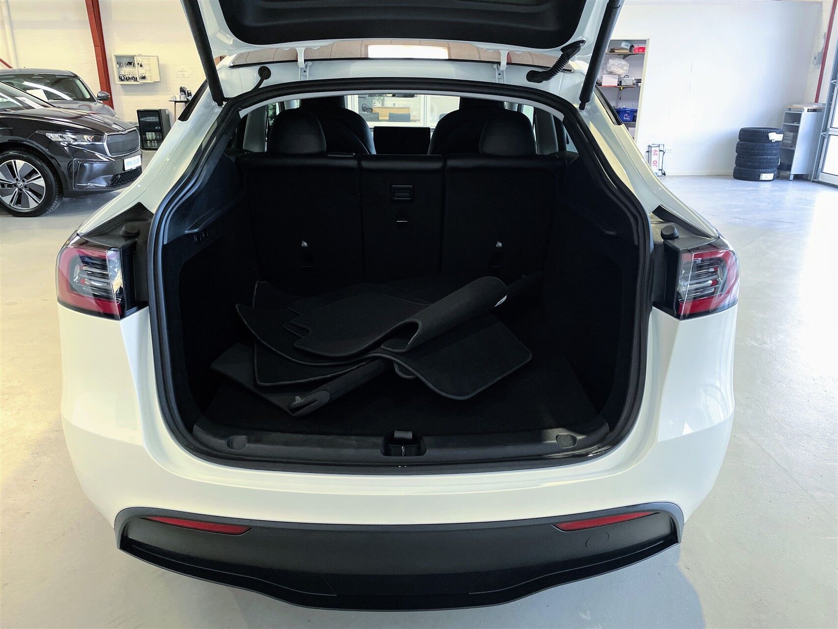 Billede af Tesla Model Y EL RWD 299HK 5d Aut.