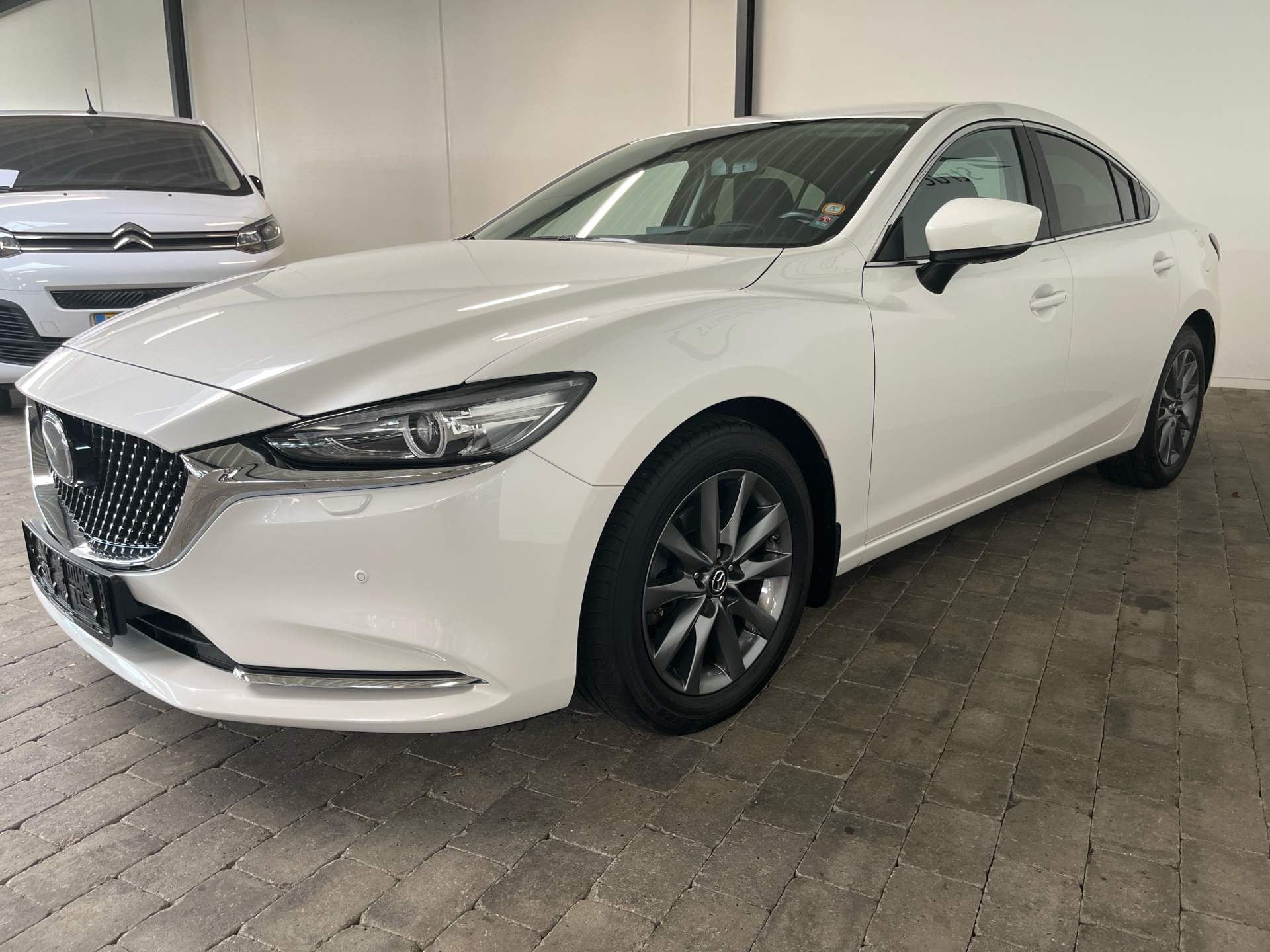 Billede af Mazda 6 2,0 Skyactiv-G Premium 165HK 6g Aut.