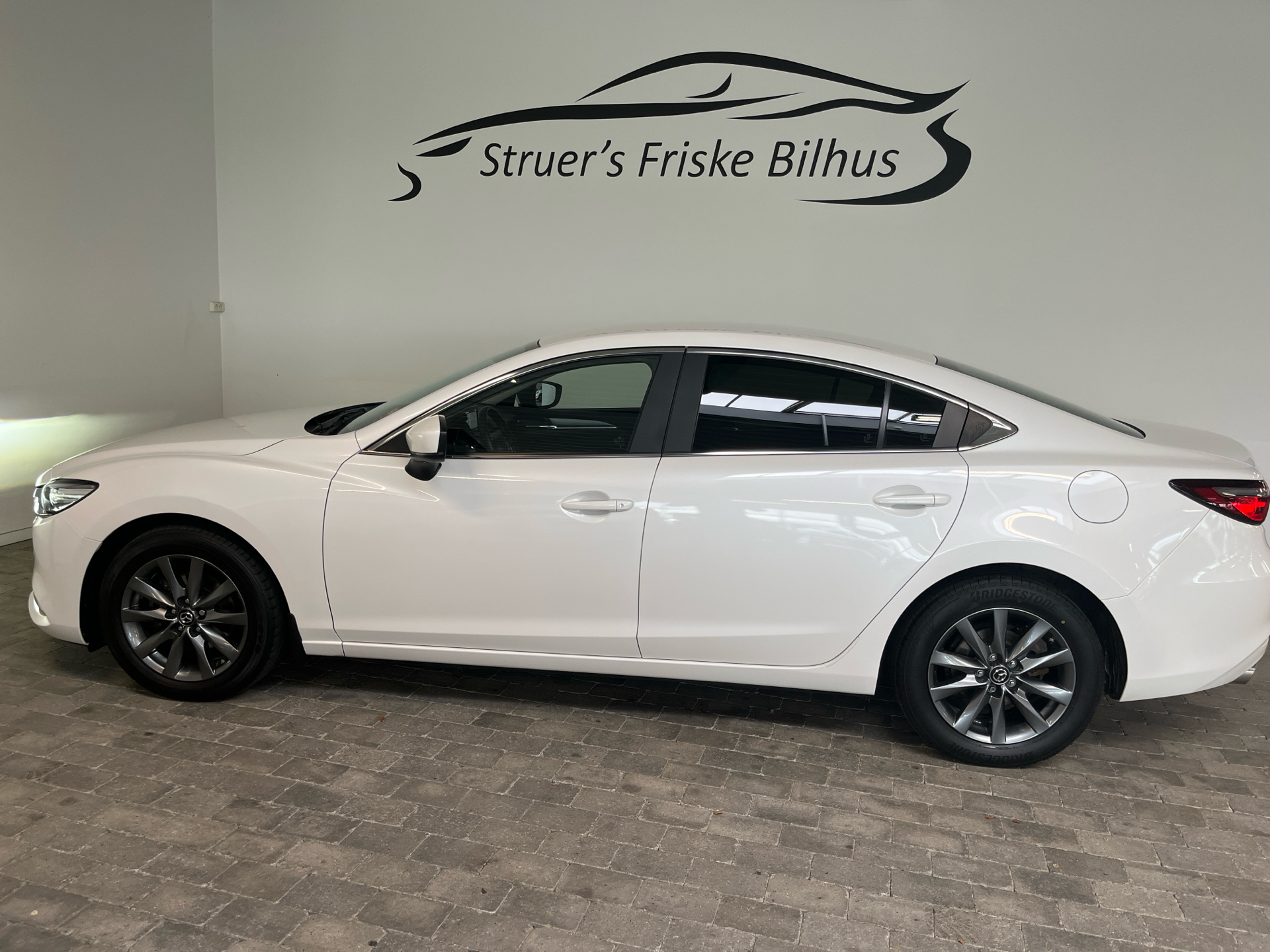 Billede af Mazda 6 2,0 Skyactiv-G Premium 165HK 6g Aut.