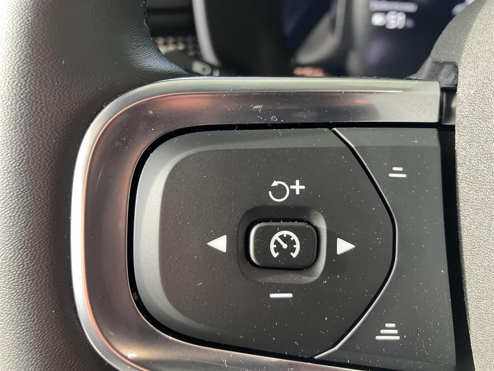 Billede af Volvo EX40 Single Motor Extended Range Ultra 252HK 5d Aut.