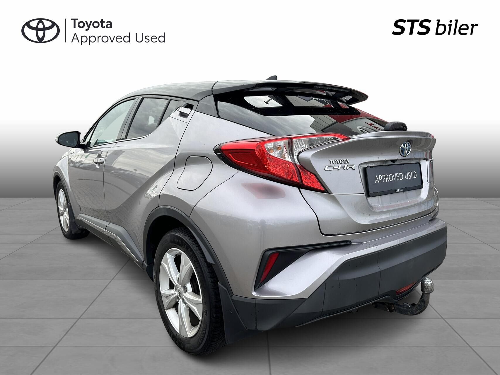 Billede af Toyota C-HR 1,8 Hybrid Selected Bi-tone Multidrive S 122HK 5d Aut.