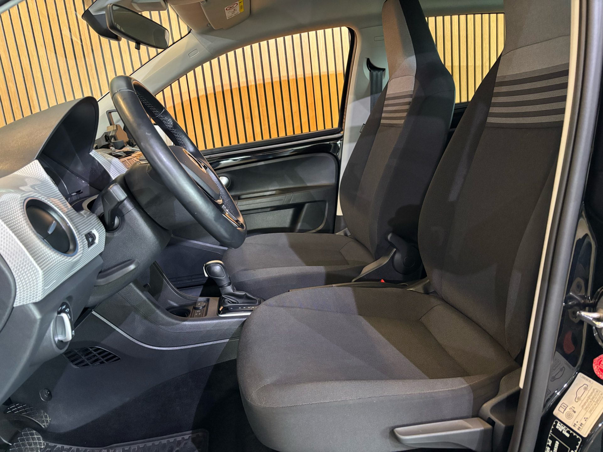 Billede af VW e-up EL 83HK 5d Aut.