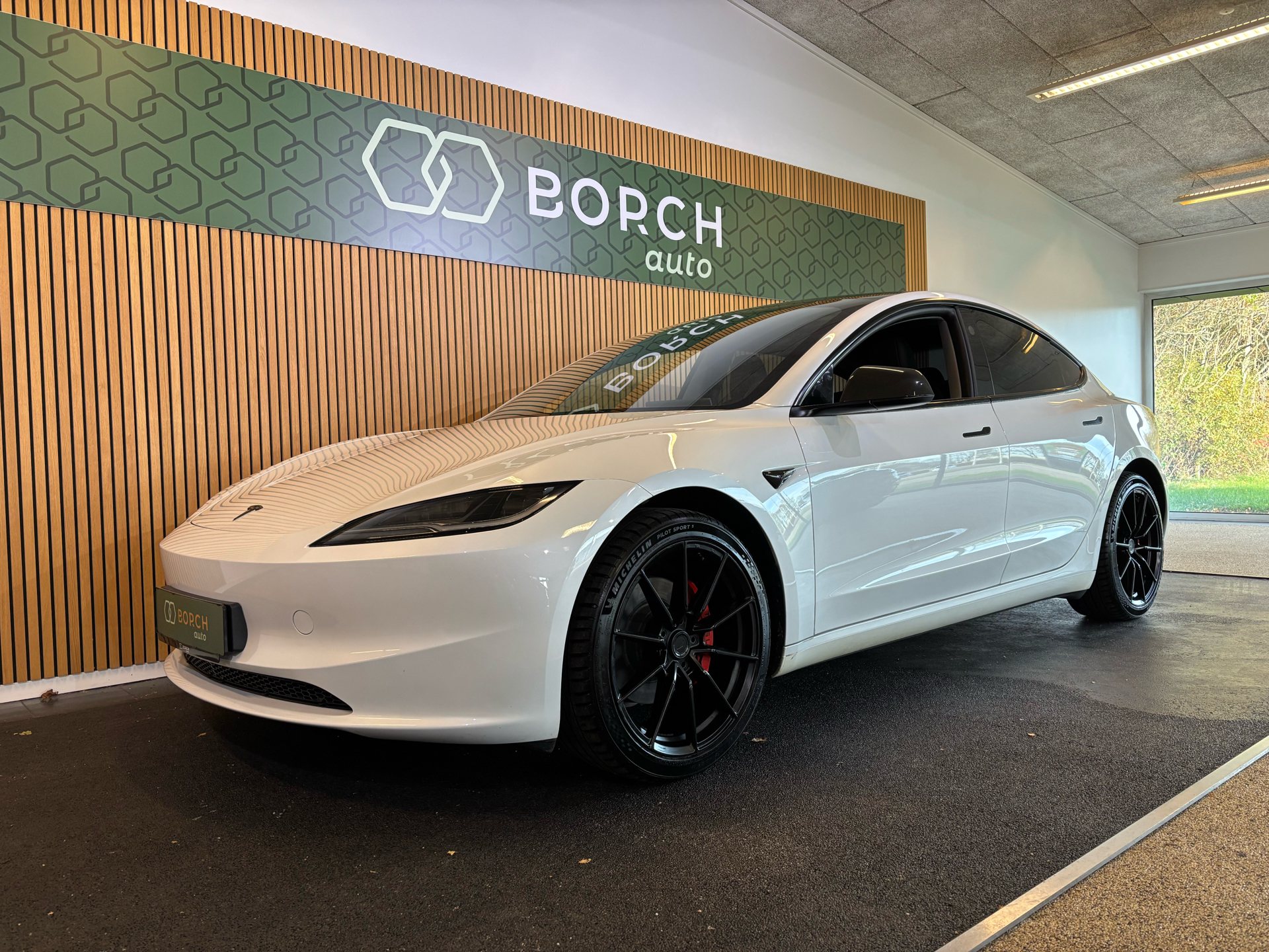 Billede af Tesla Model 3 EL Standard Range 283HK Aut.