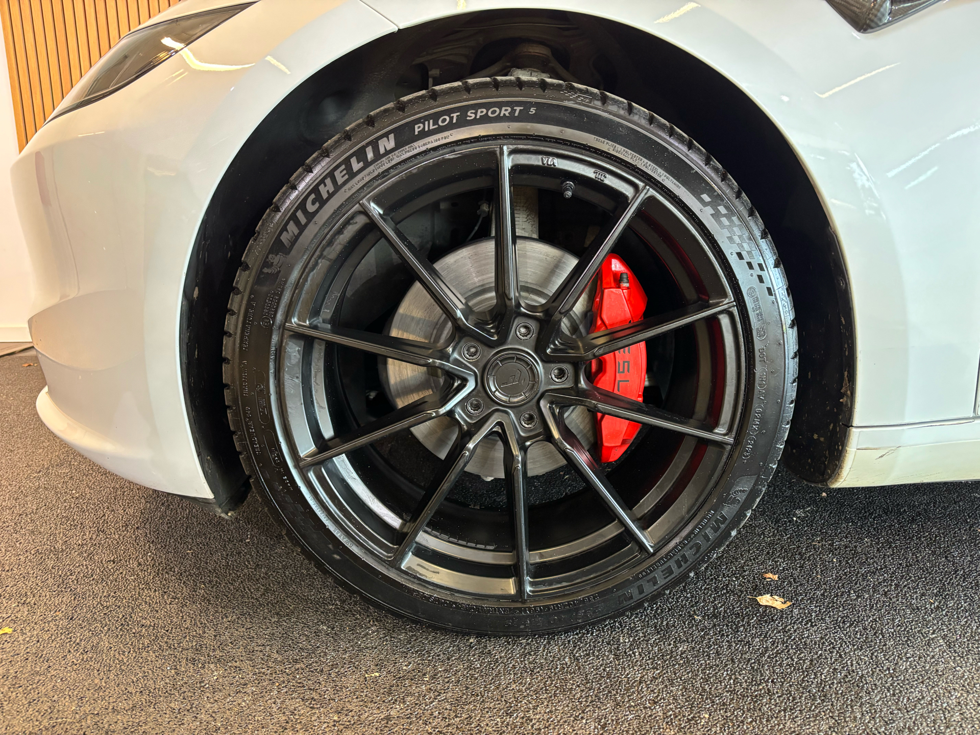 Billede af Tesla Model 3 EL Standard Range 283HK Aut.