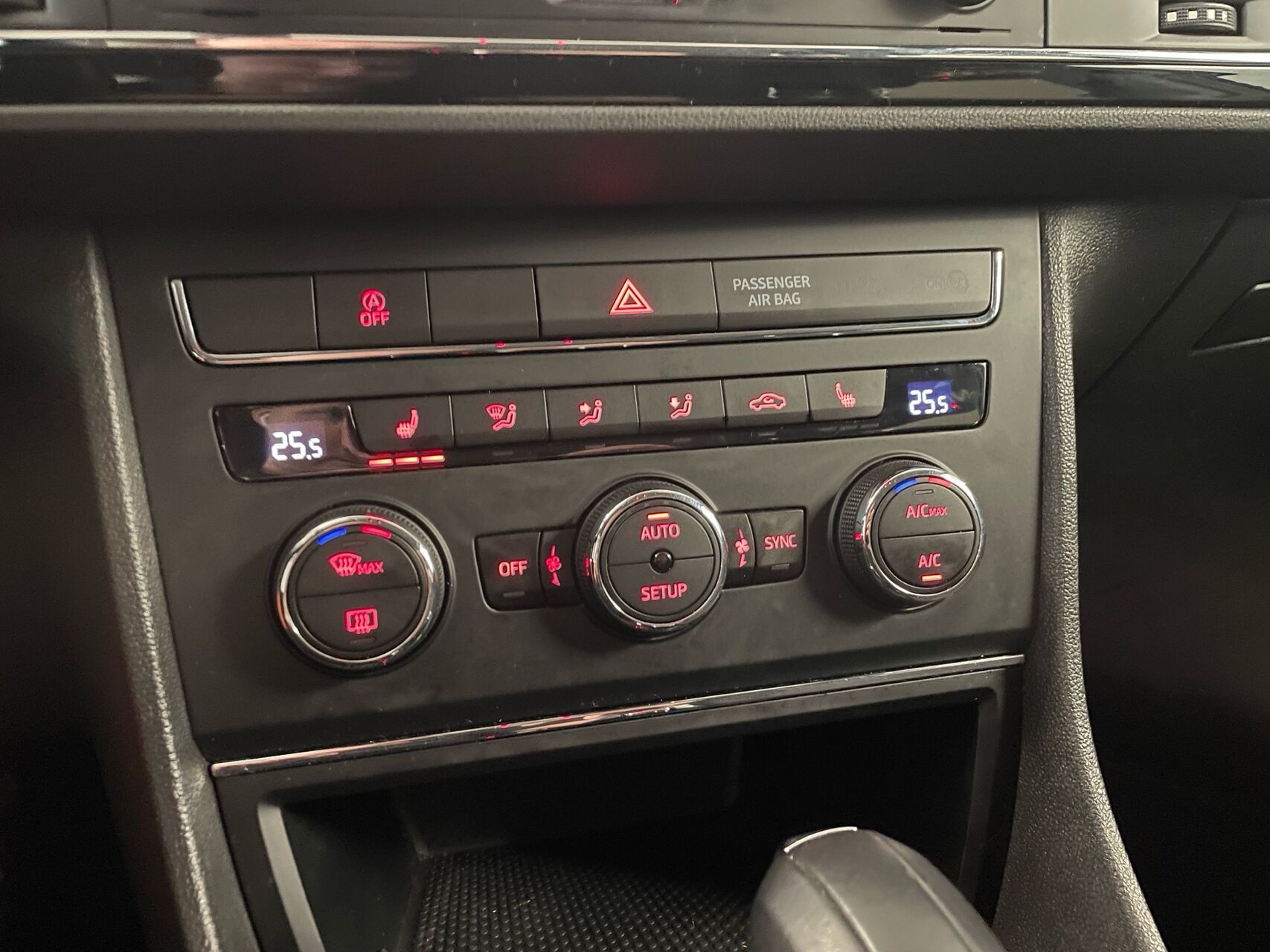 Billede af Seat Leon 1,2 TSI Style DSG 110HK Stc 7g Aut.