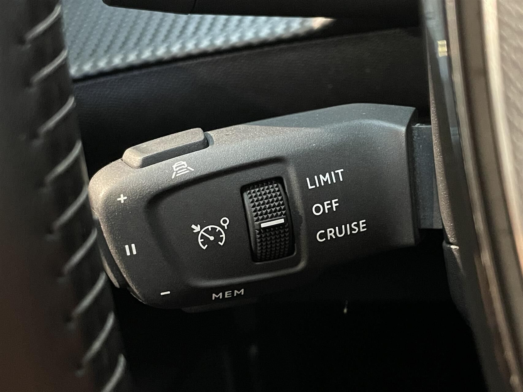 Billede af Peugeot 208 1,2 PureTech Allure Sky 100HK 5d 6g