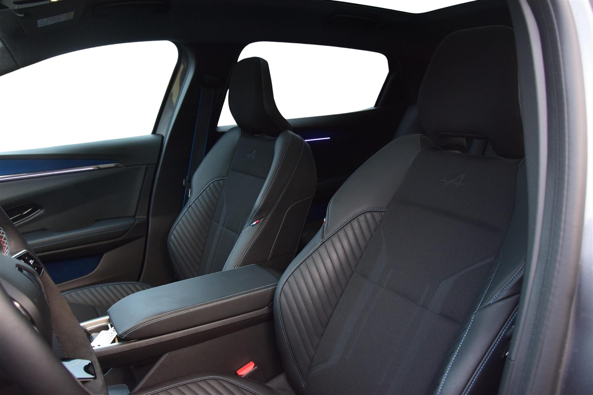 Billede af Renault Scénic E-TECH Esprit Alpine 220HK Aut.