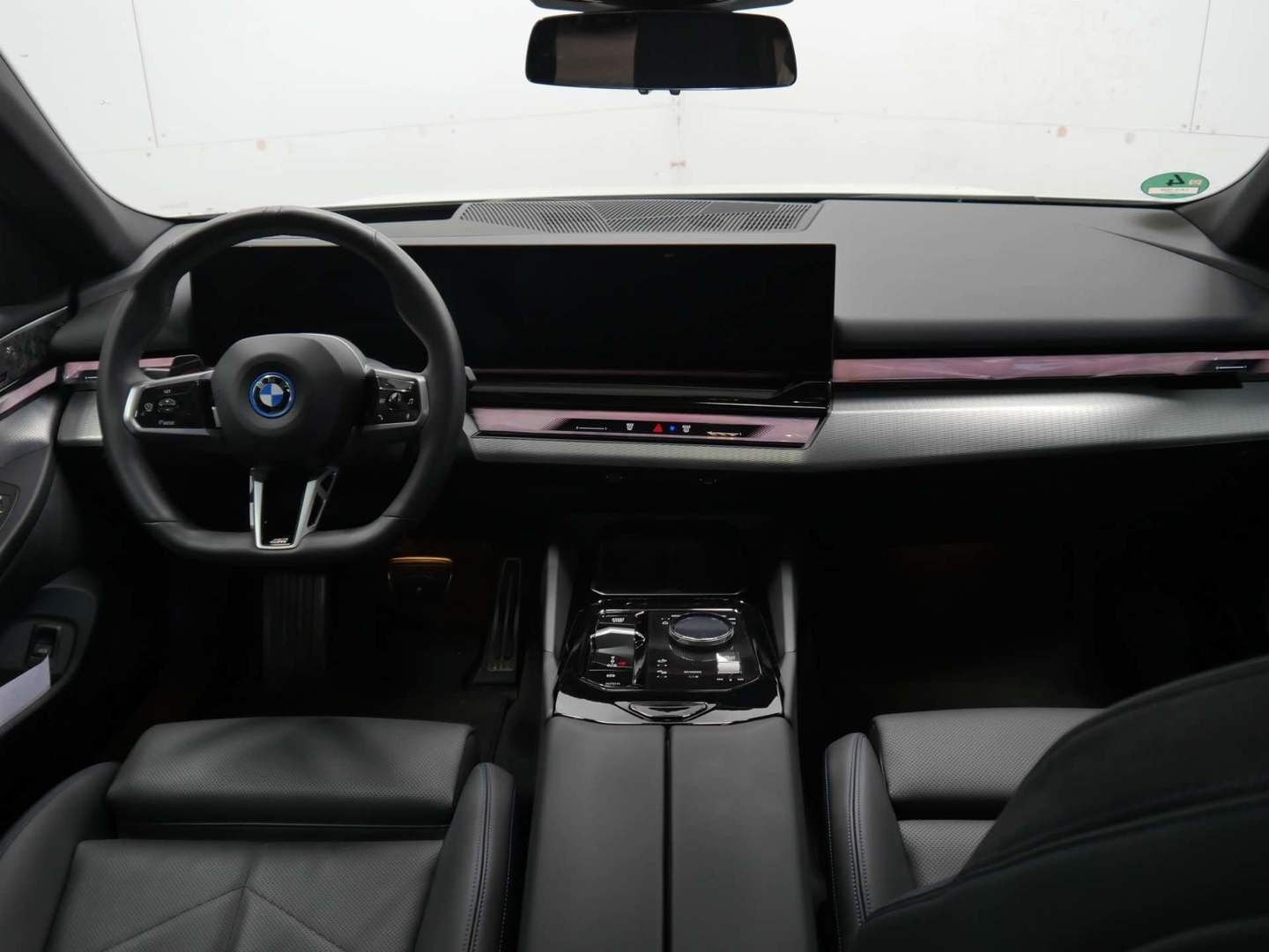 Billede af BMW i5 eDrive40 Touring M-Sport 340HK Stc Aut.