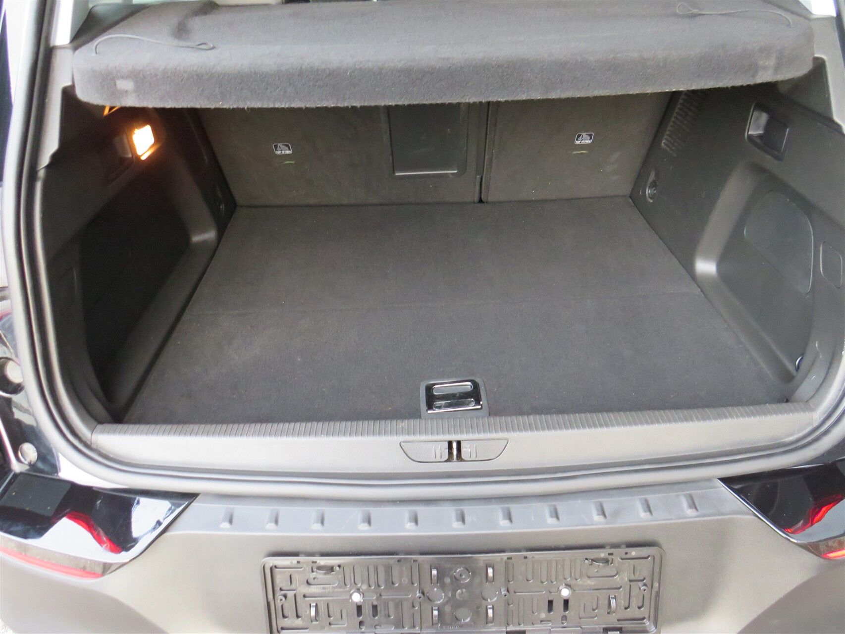 Billede af Opel Grandland X 1,6 PHEV  Plugin-hybrid Cosmo Prestige Pack AWD 300HK 5d 8g Aut.