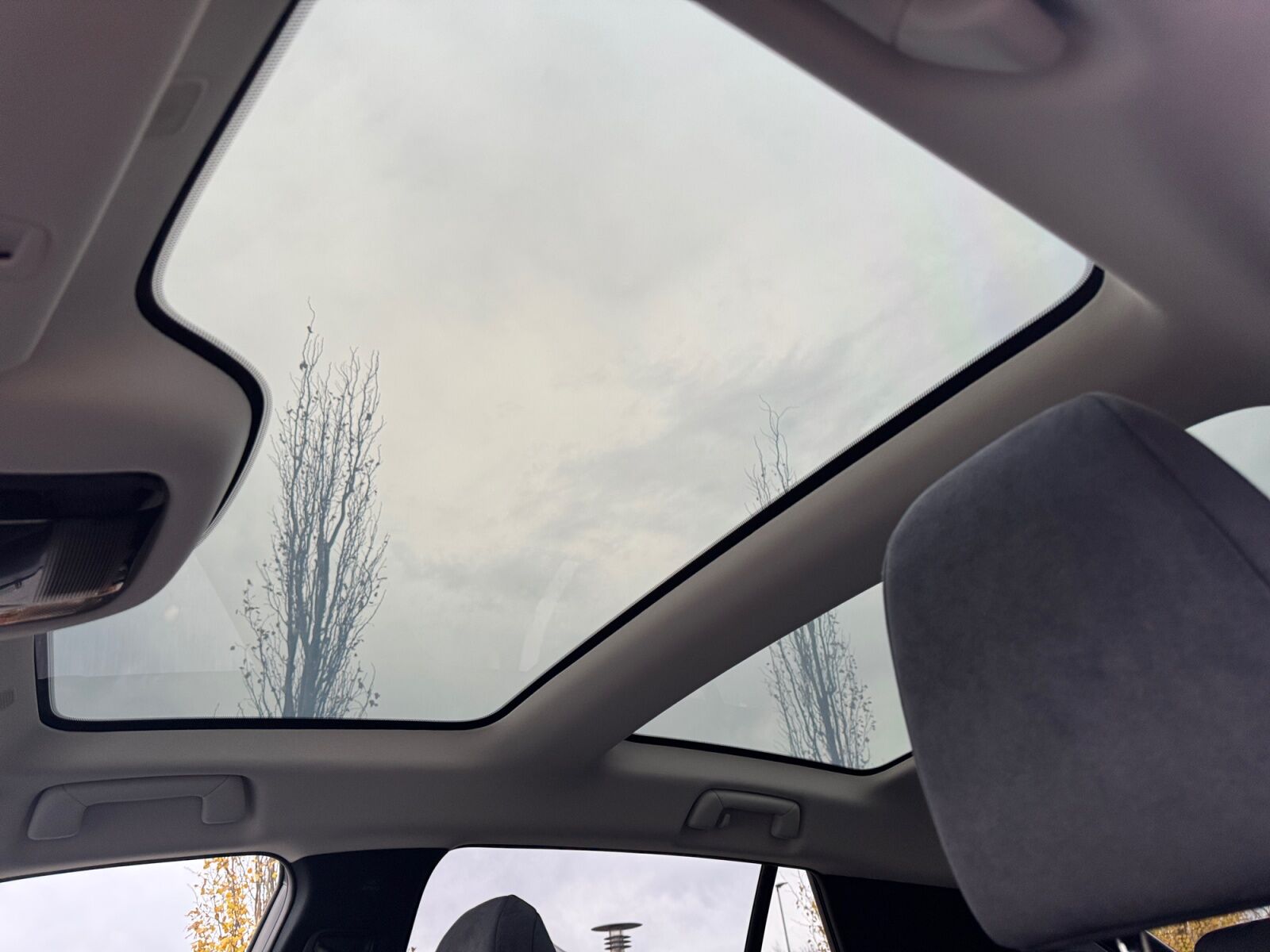 Billede af Lexus RZ 300e EL Luxury 204HK 4d Aut.