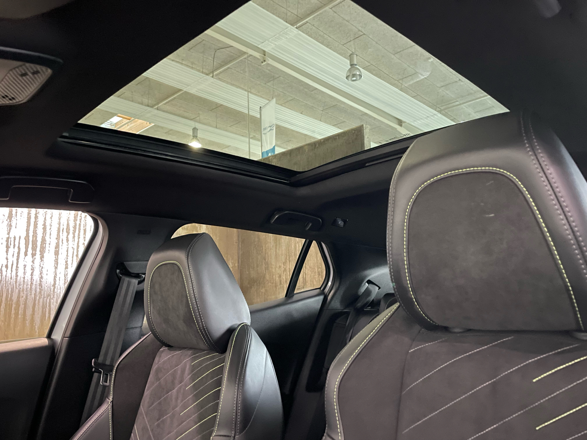 Billede af Peugeot e-2008 EL GT Sky 156HK 5d Aut.