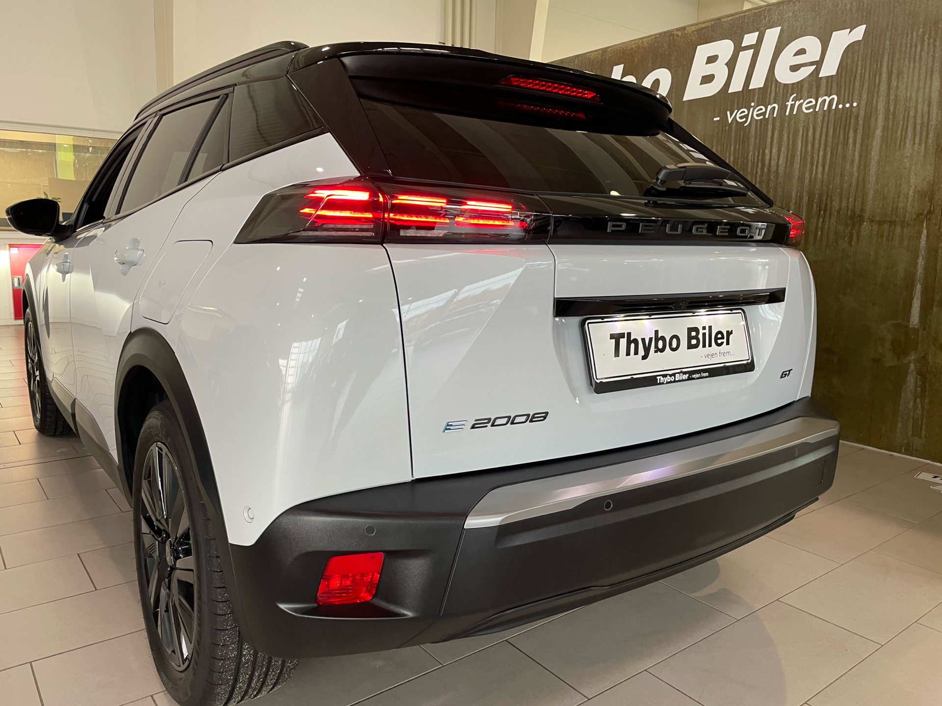 Billede af Peugeot e-2008 EL GT Sky 156HK 5d Aut.