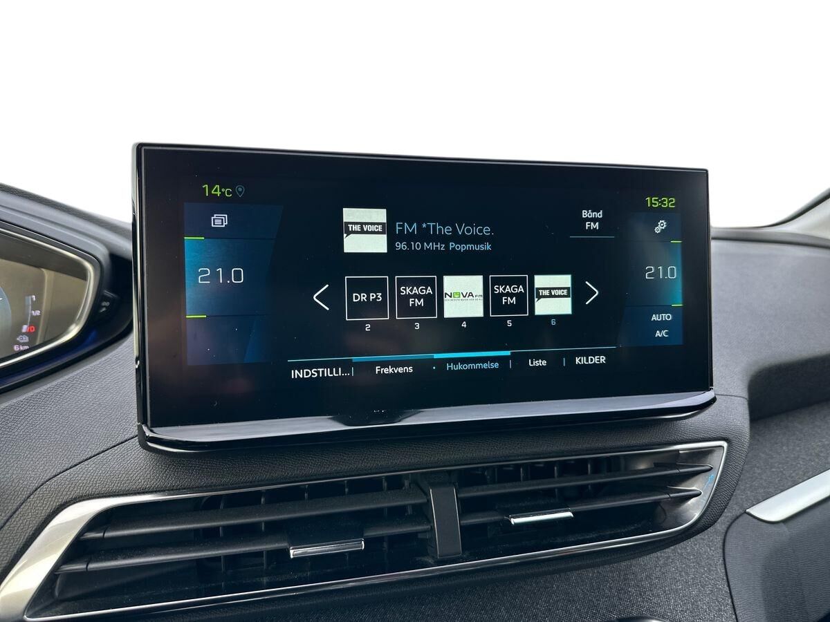 Billede af Peugeot 3008 1,6 PureTech  Plugin-hybrid Selection Sport EAT8 225HK 5d 8g Aut.