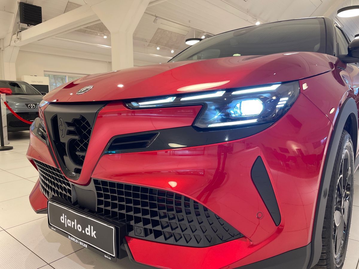 Billede af Alfa Romeo Junior EL Speciale 156HK 5d Aut.