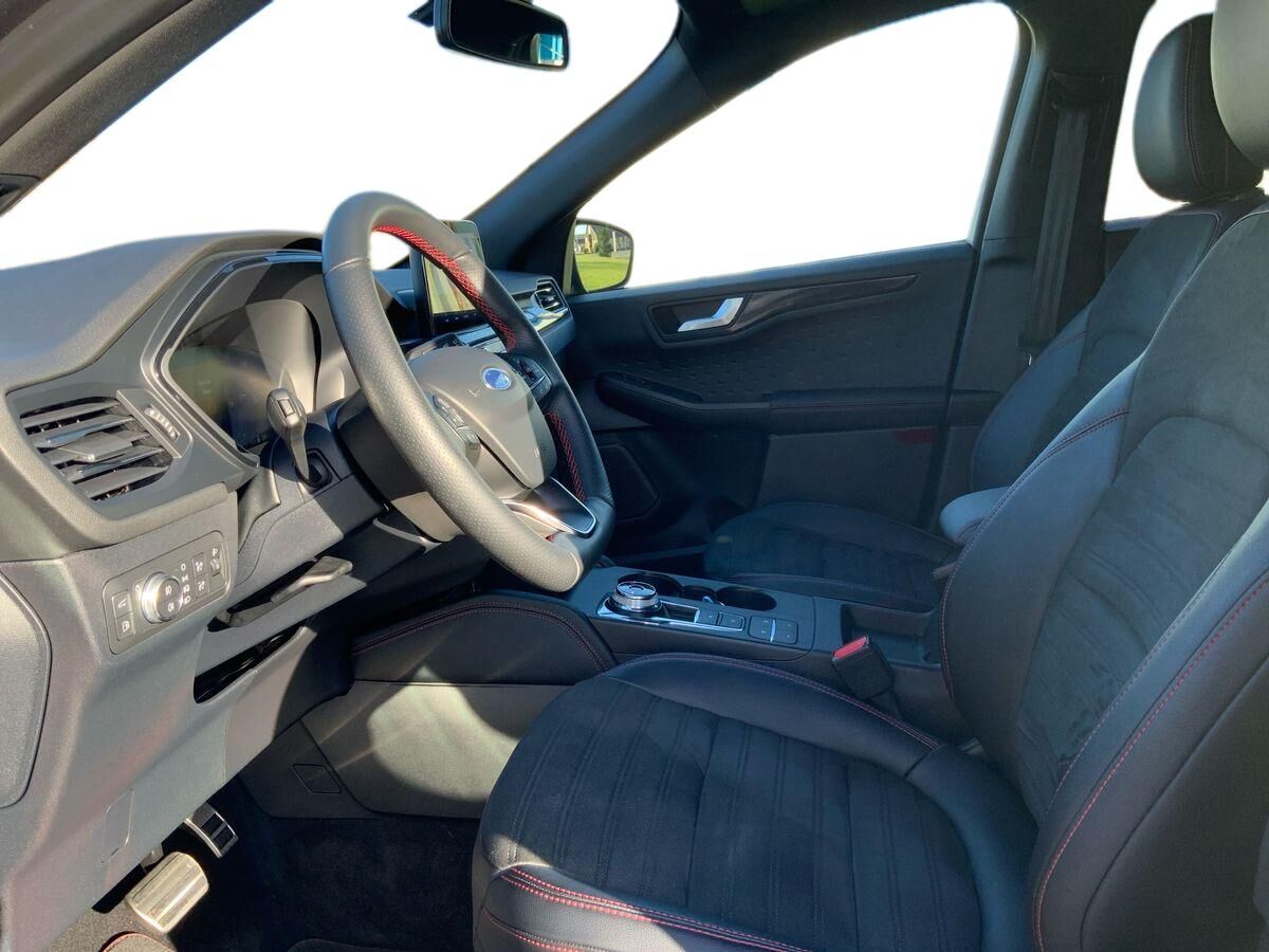 Billede af Ford Kuga 2,5 Plugin-hybrid ST-Line X CVT 225HK 5d Trinl. Gear