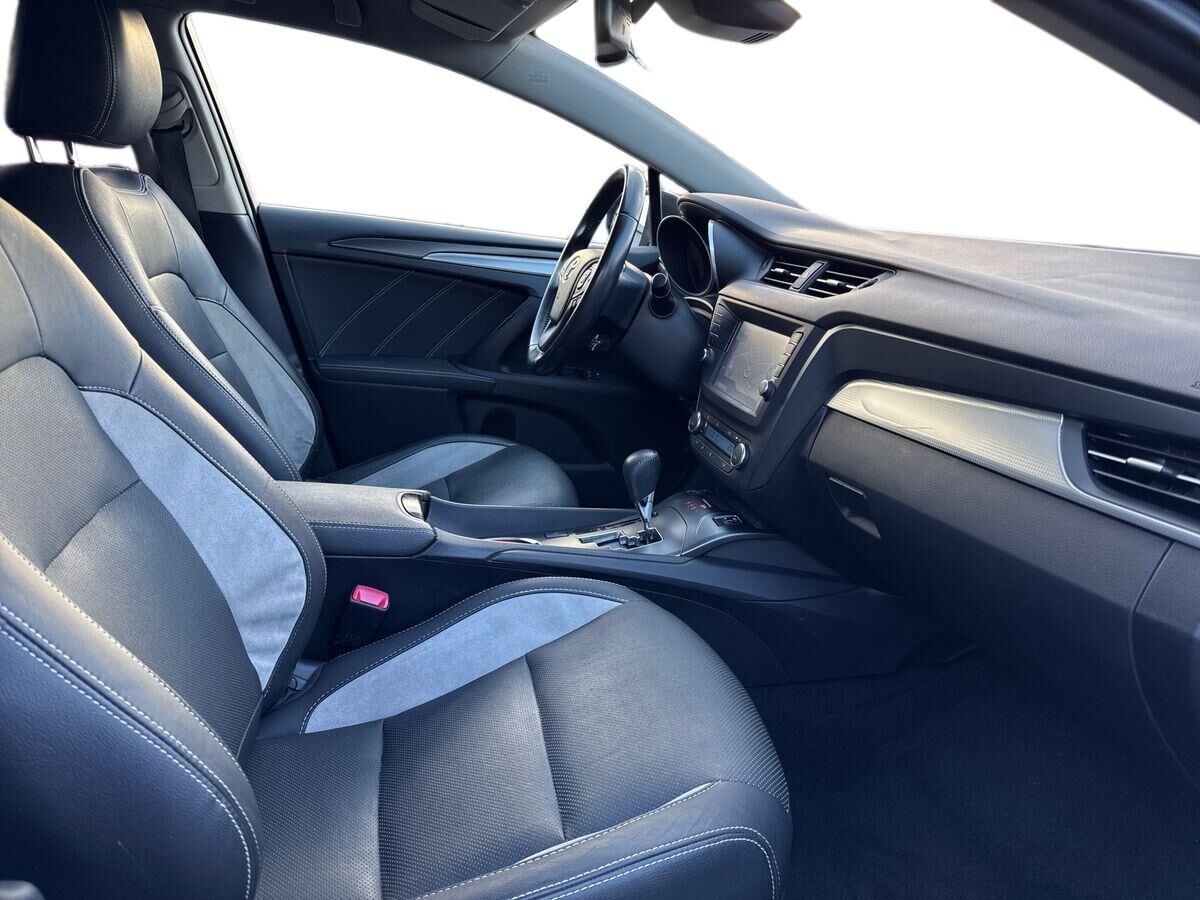 Billede af Toyota Avensis Touring Sports 1,8 VVT-I T2 Selected Multidrive S 147HK Stc 6g Aut.
