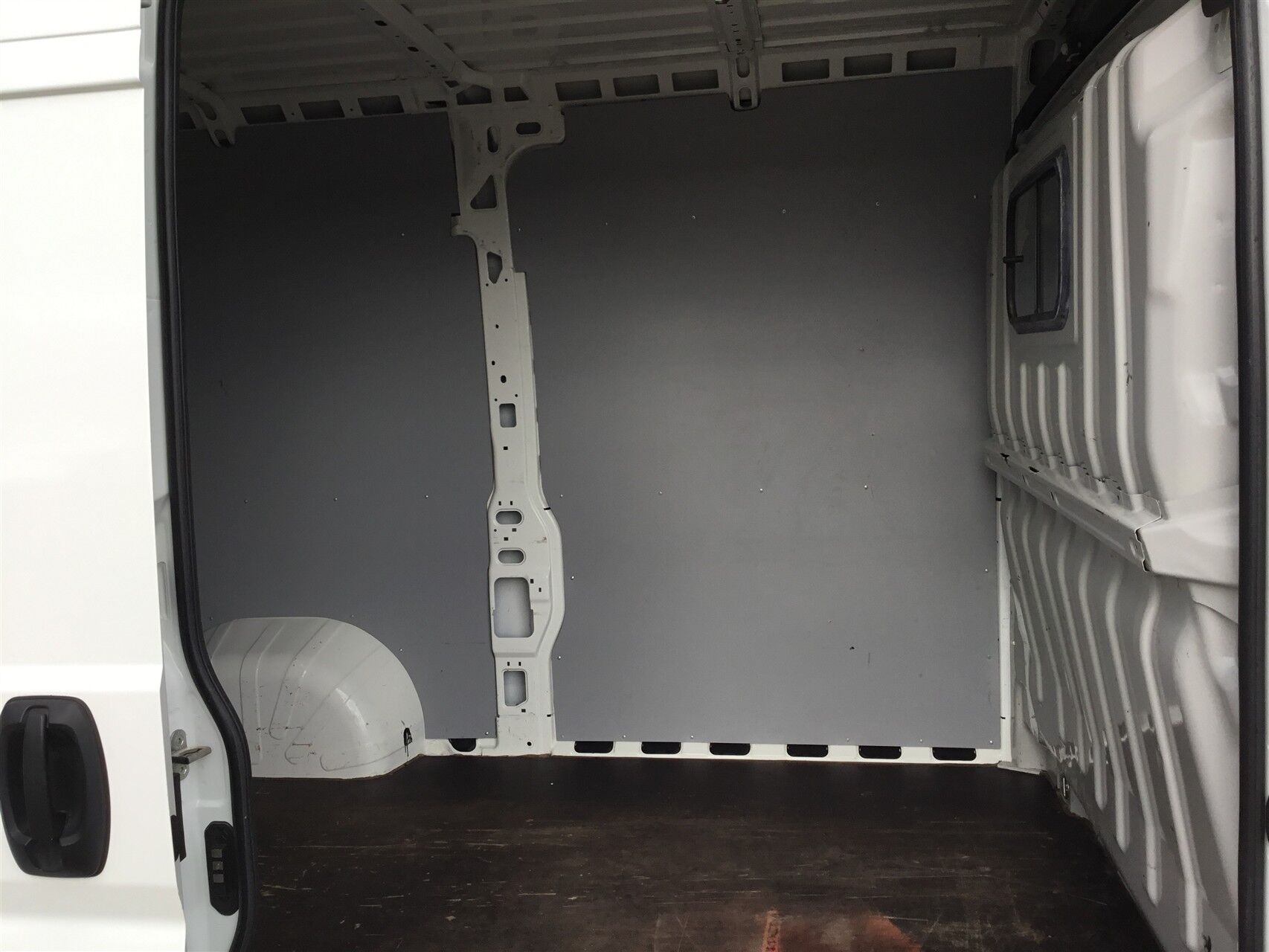 Billede af Citroën Jumper 33 L2H2 2,0 Blue HDi Proffline 163HK Van