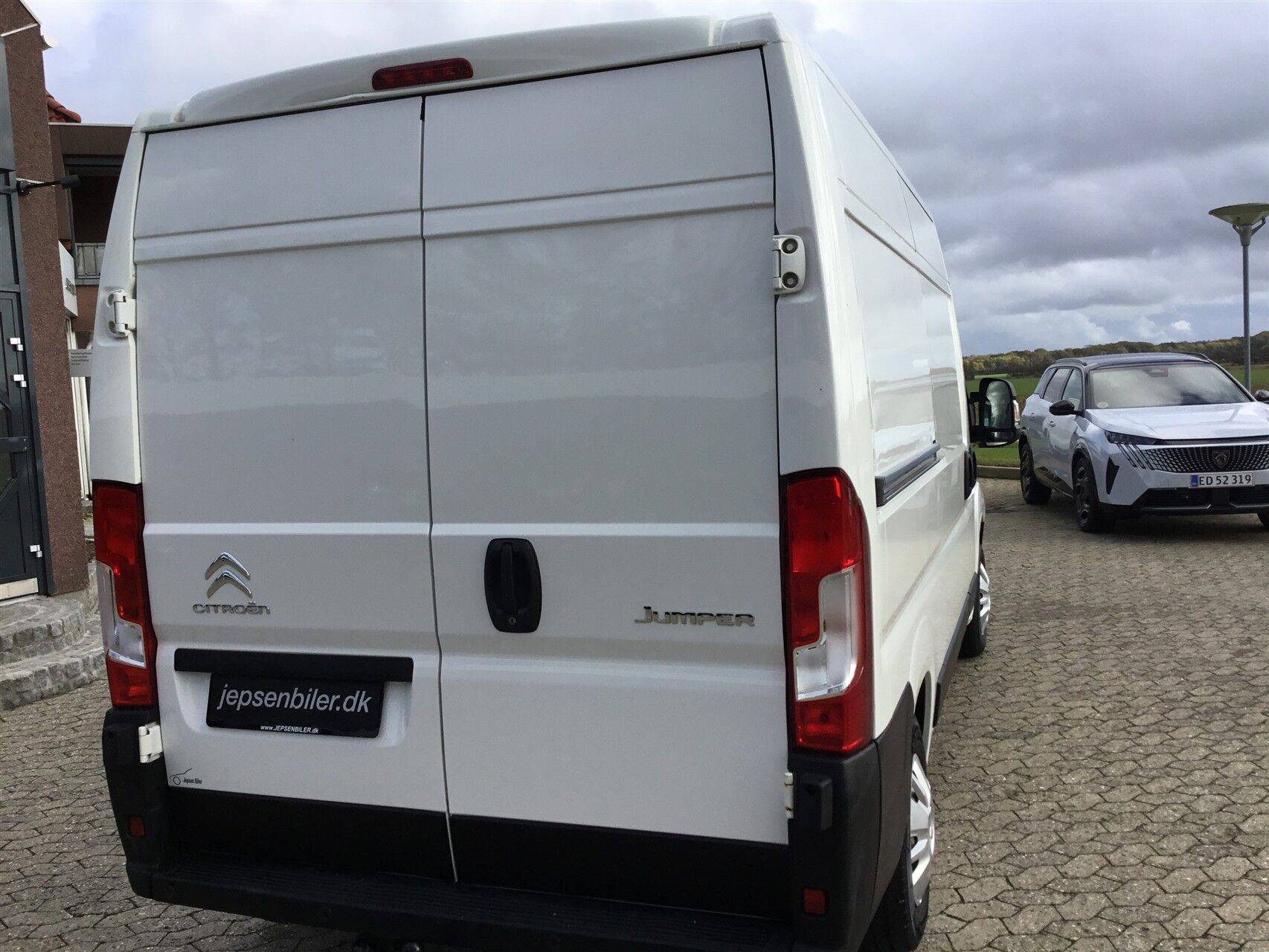 Billede af Citroën Jumper 33 L2H2 2,0 Blue HDi Proffline 163HK Van