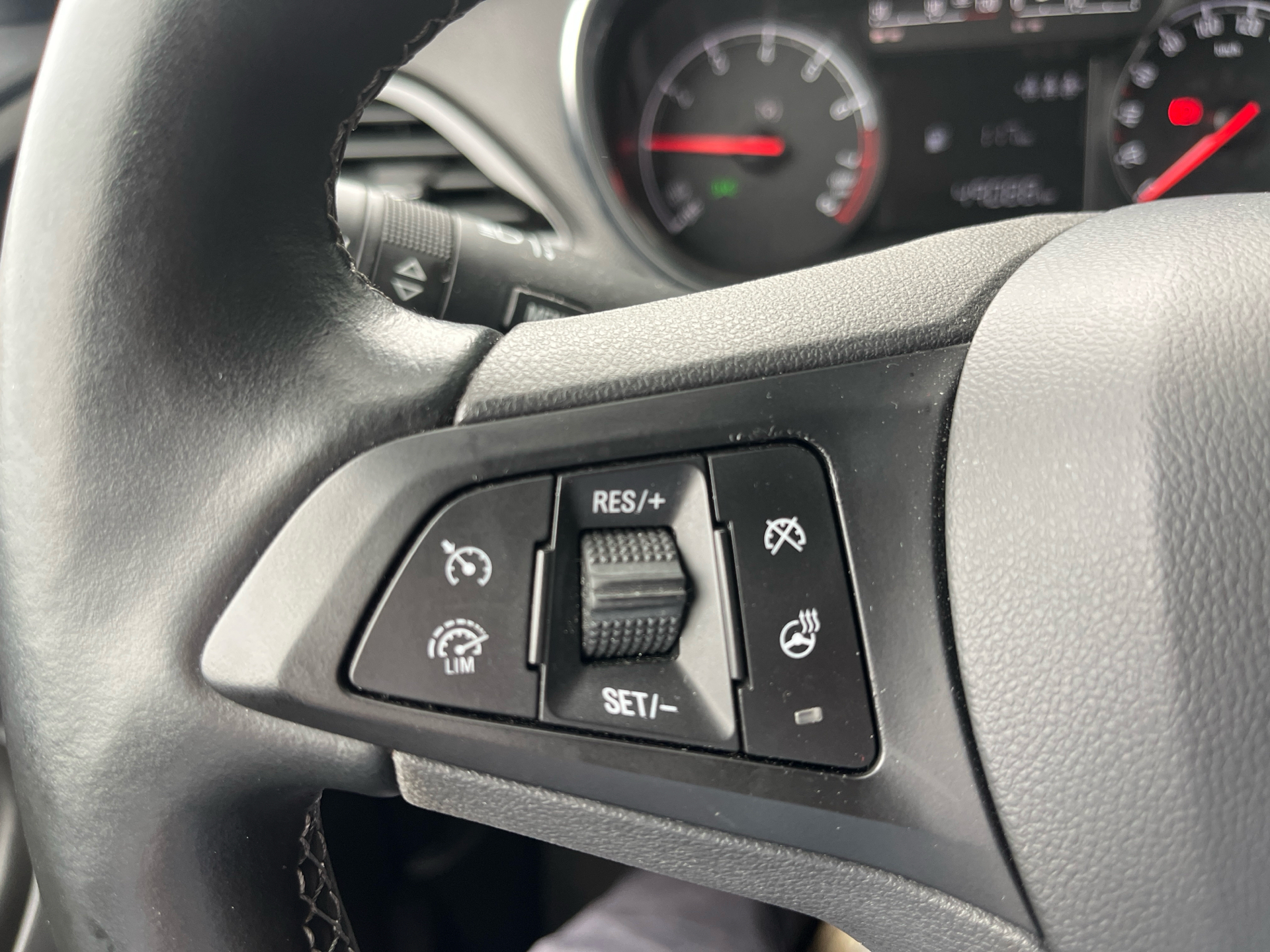 Billede af Opel Karl 1,0 Innovation 75HK 5d