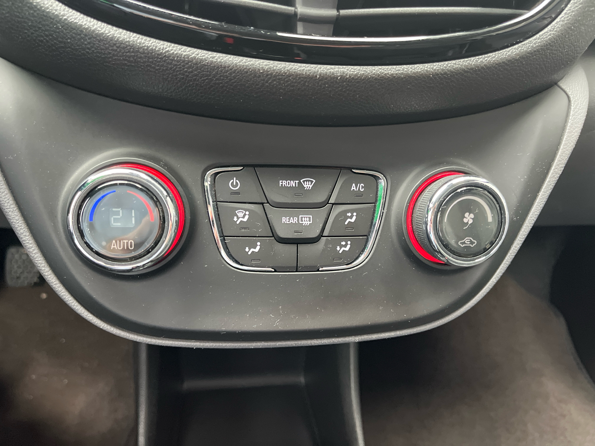 Billede af Opel Karl 1,0 Innovation 75HK 5d